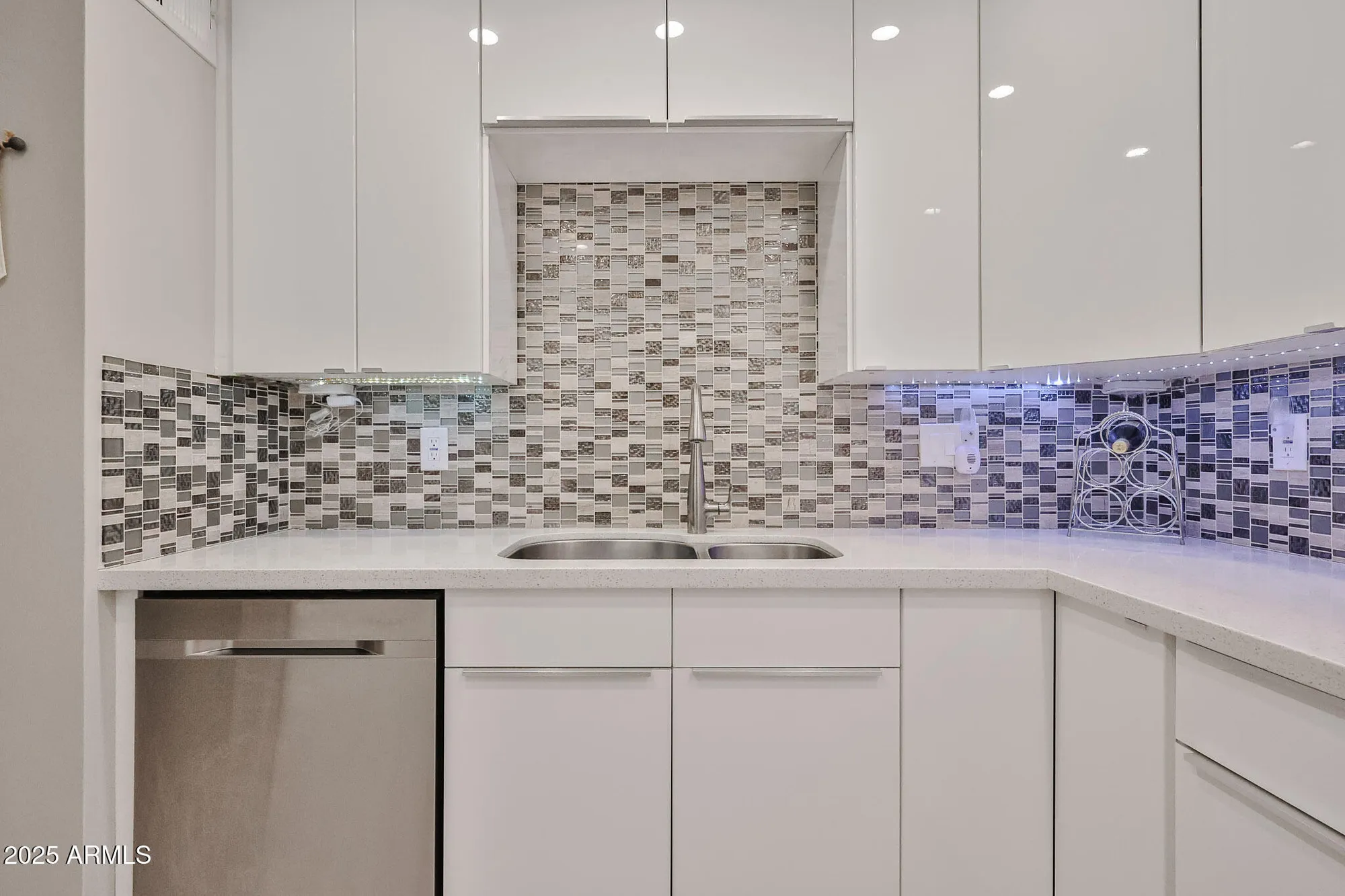 Property Slideshow image 9 of 29 | 17404 n 99th ave unit 232, Sun City, AZ, 85373