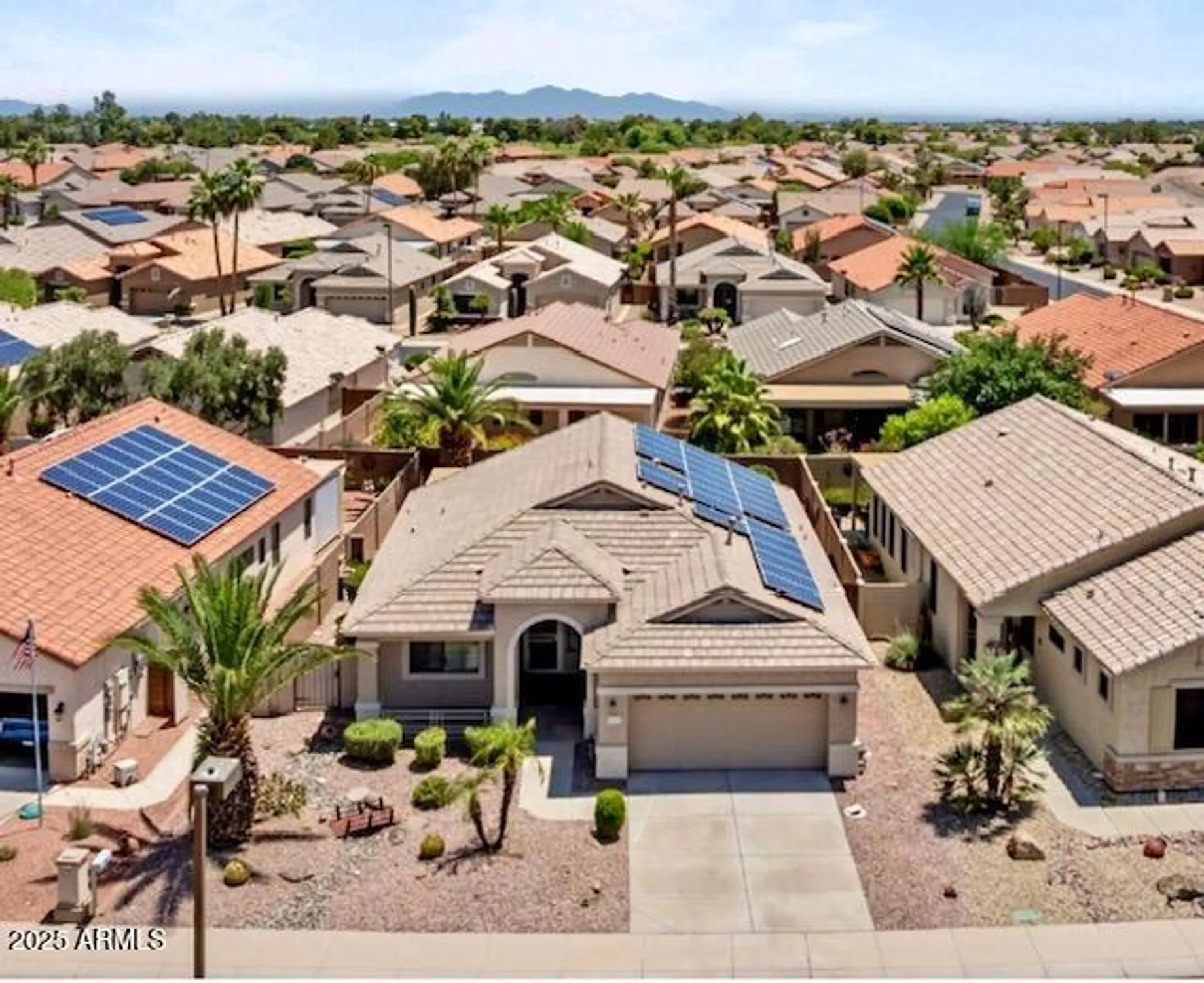 Property Slideshow image 20 of 31 | 18119 w spencer dr, Surprise, AZ, 85374