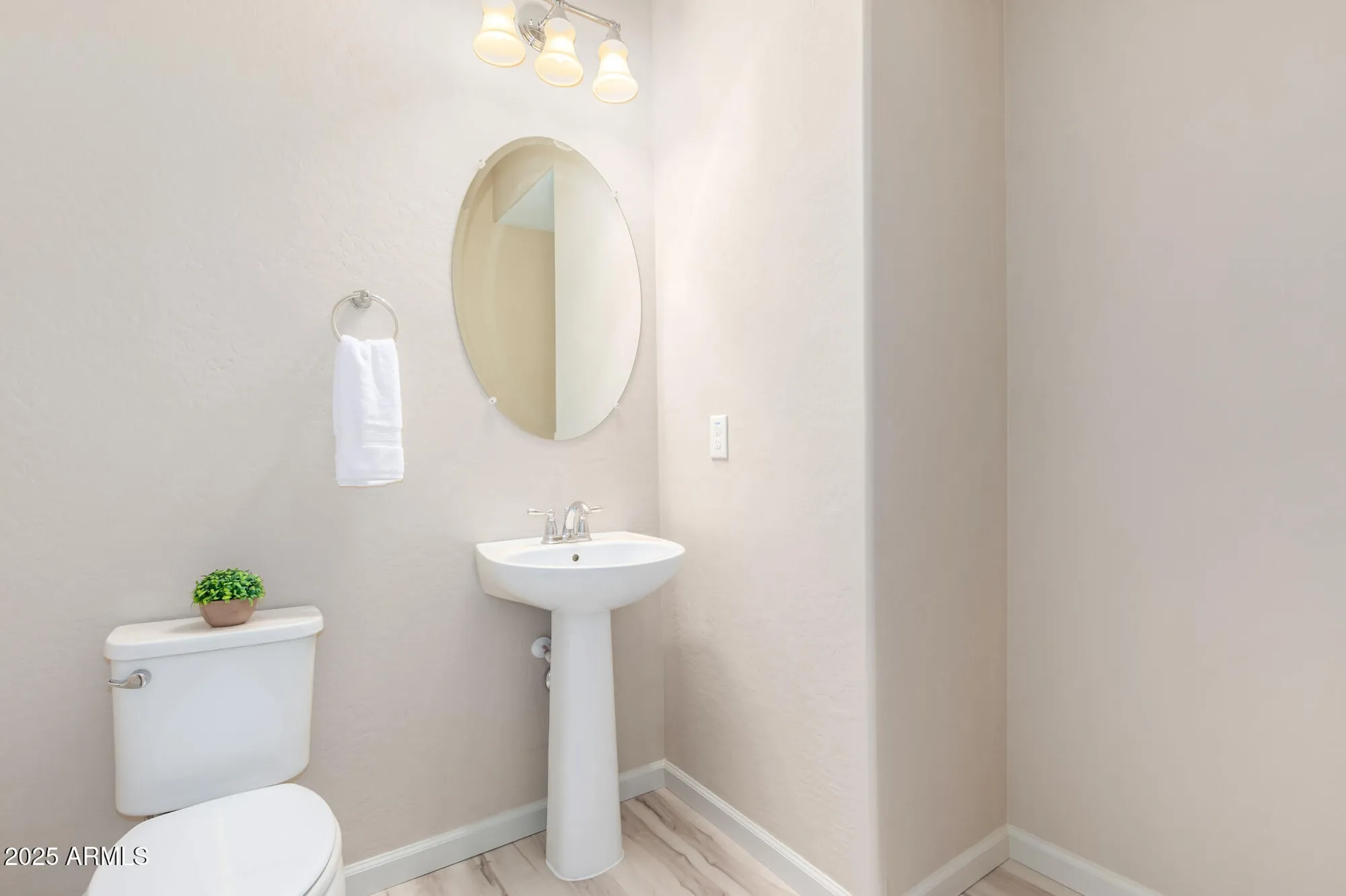 Property Slideshow image 9 of 38 | 27413 w tonopah dr, Buckeye, AZ, 85396