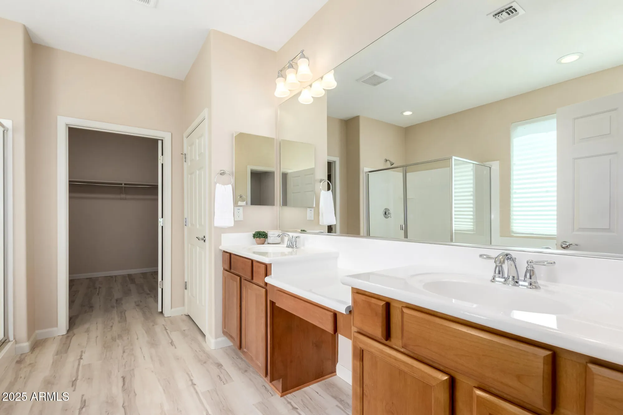 Property Slideshow image 13 of 38 | 27413 w tonopah dr, Buckeye, AZ, 85396