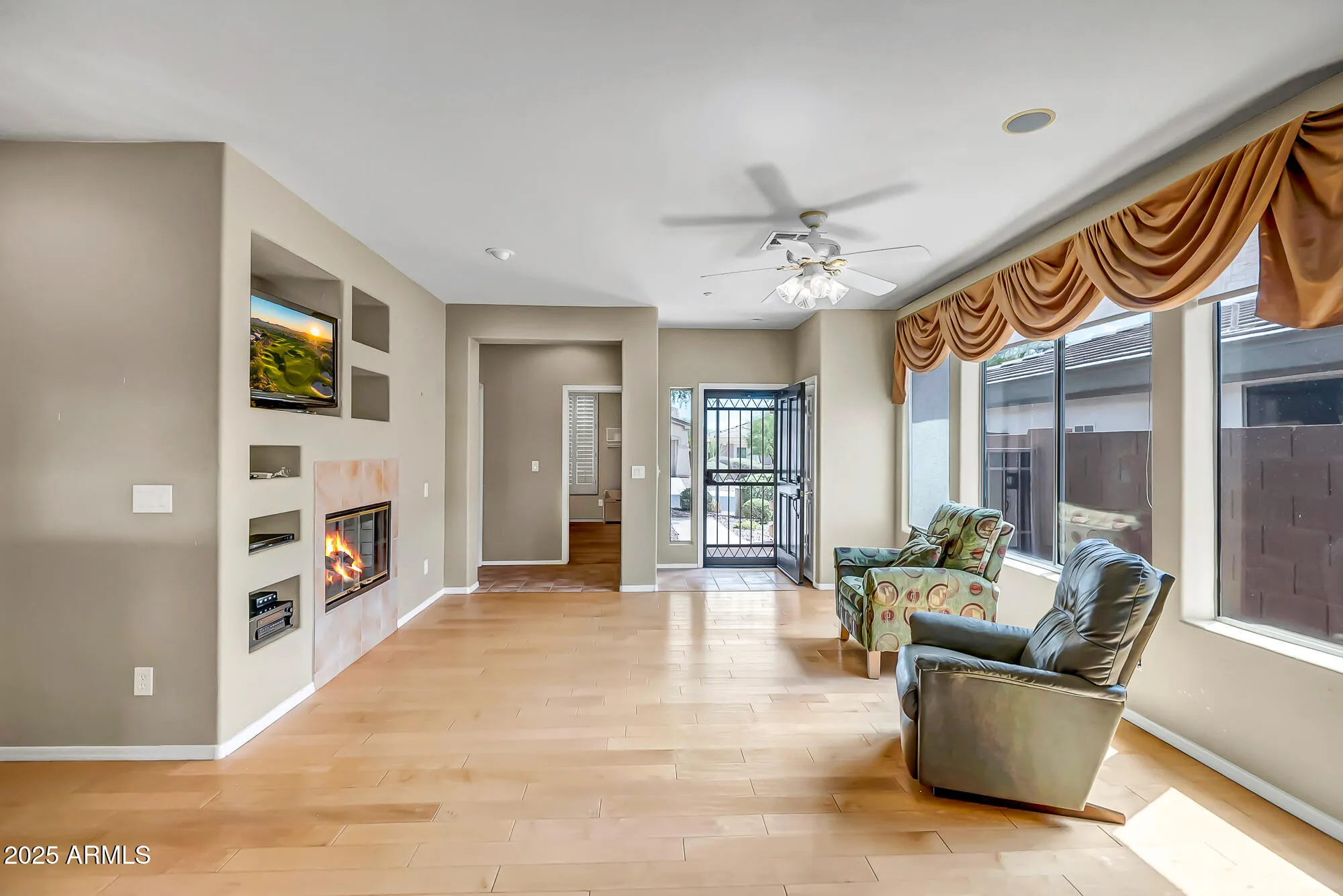 Property Slideshow image 5 of 36 | 41604 n cedar chase rd, Anthem, AZ, 85086