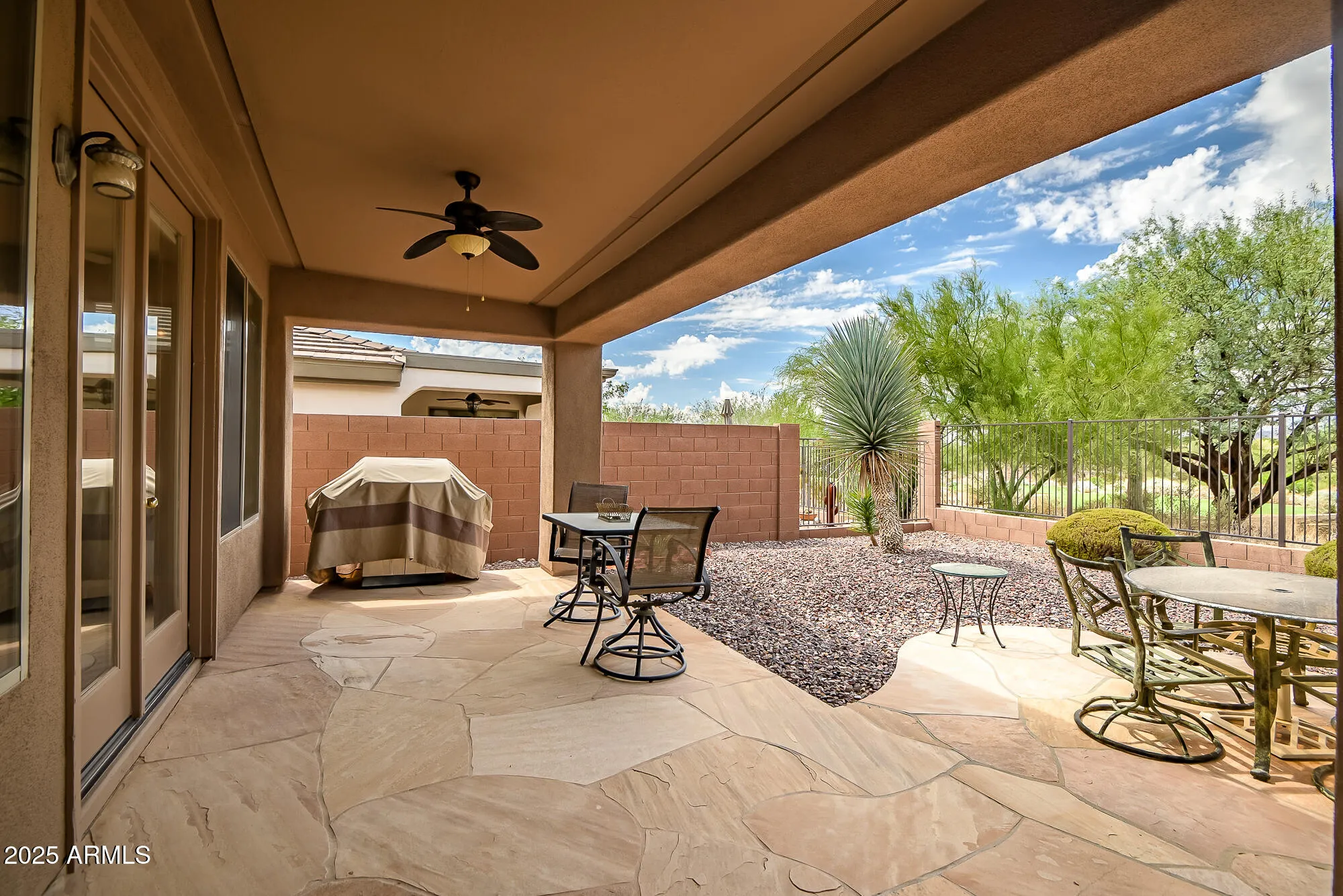 Property Slideshow image 26 of 36 | 41604 n cedar chase rd, Anthem, AZ, 85086