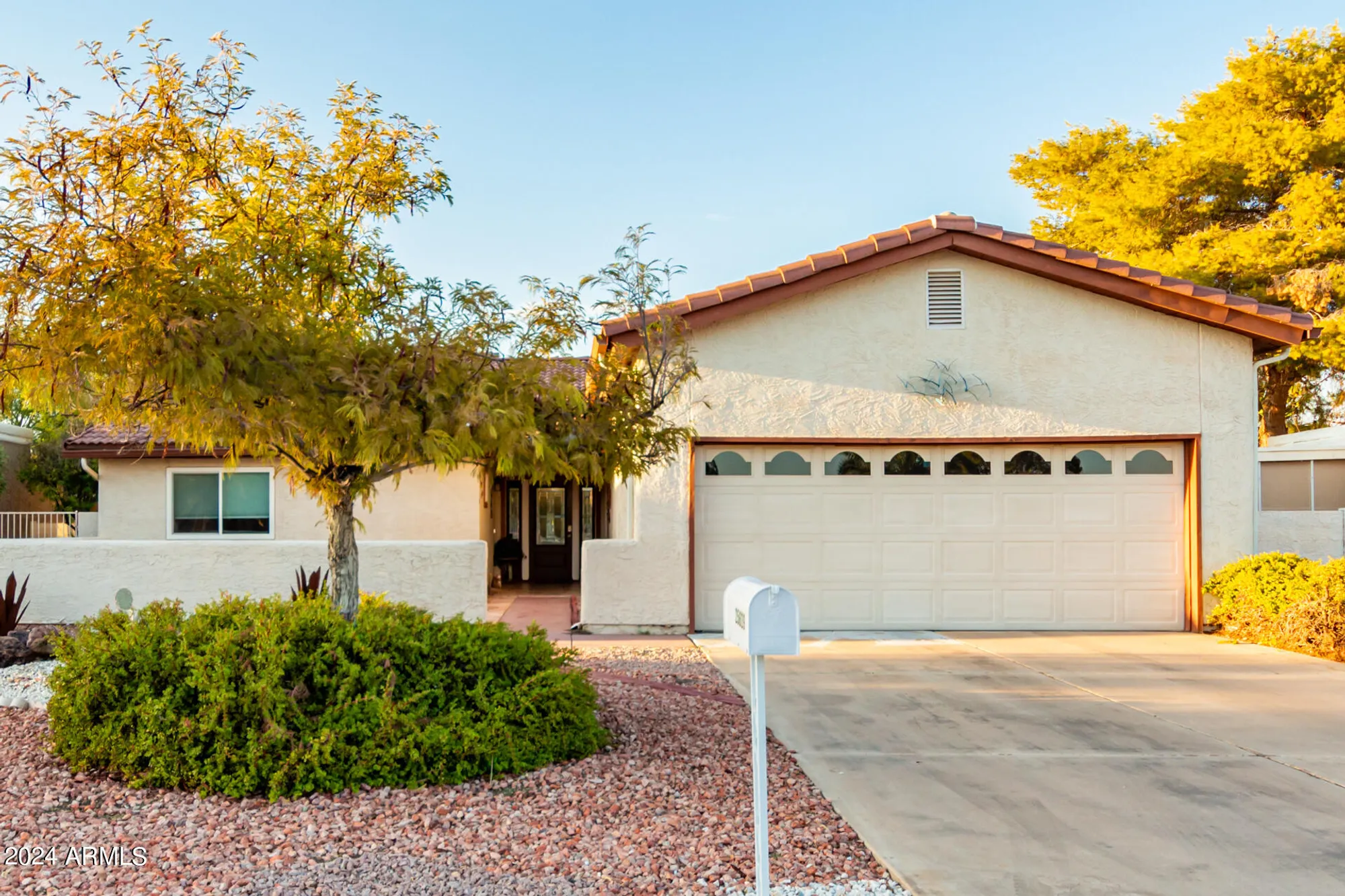 Property Slideshow image 1 of 36 | 25629 s ontario dr, Sun Lakes, AZ, 85248