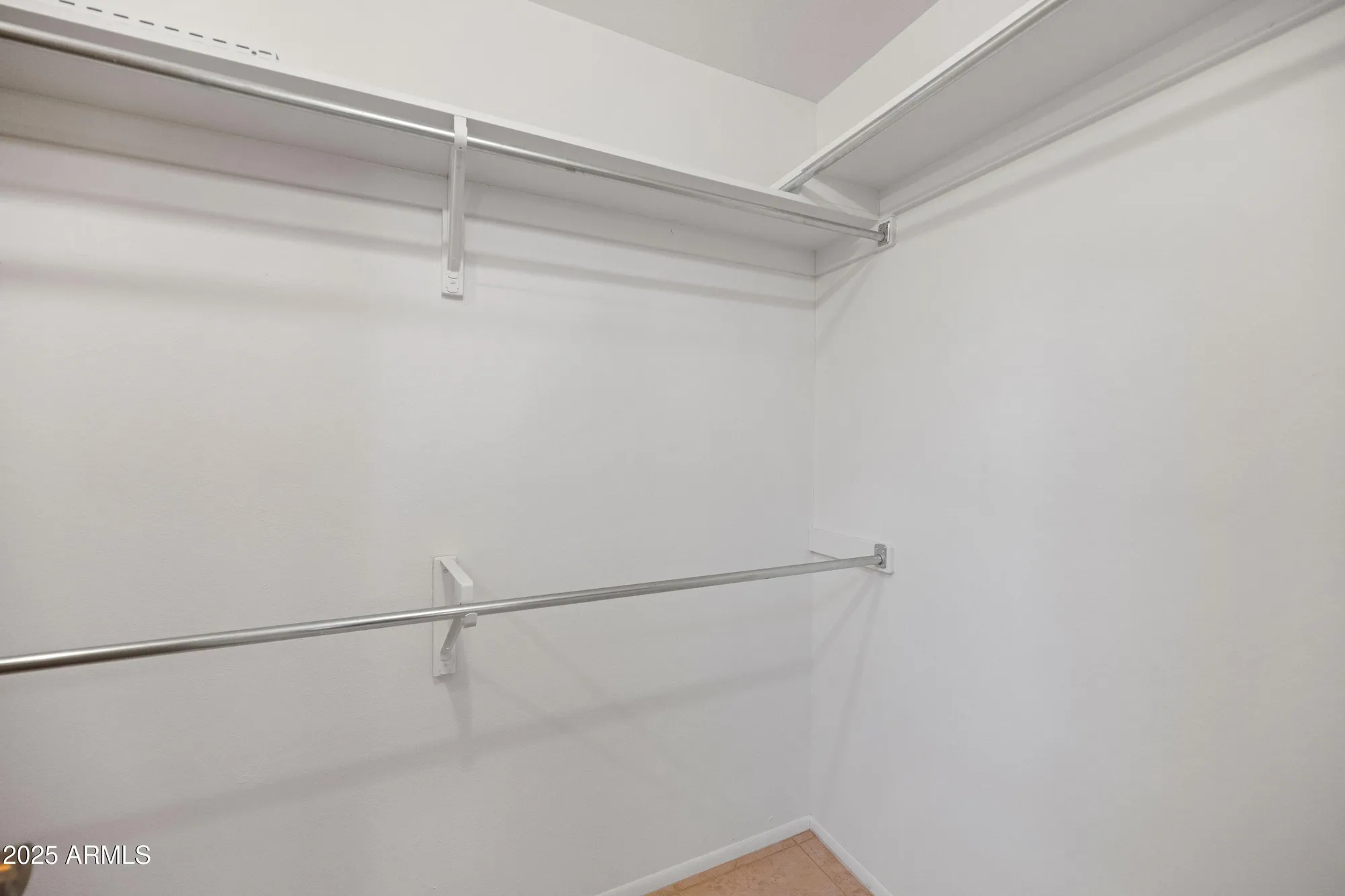 Property Slideshow image 15 of 28 | 16017 n nicklaus ln, Sun City, AZ, 85351