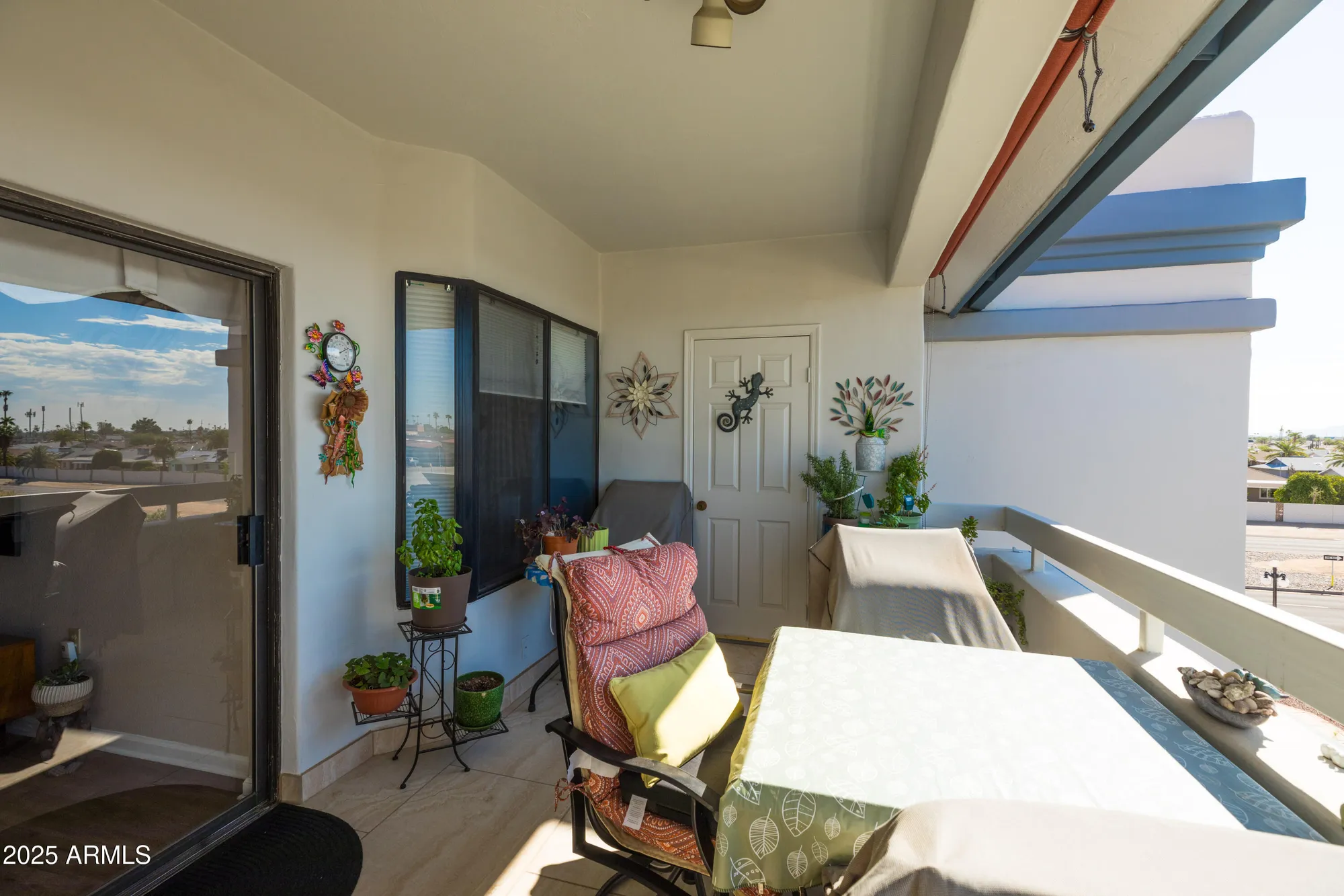 Property Slideshow image 23 of 41 | 17404 n 99th ave unit 333, Sun City, AZ, 85373