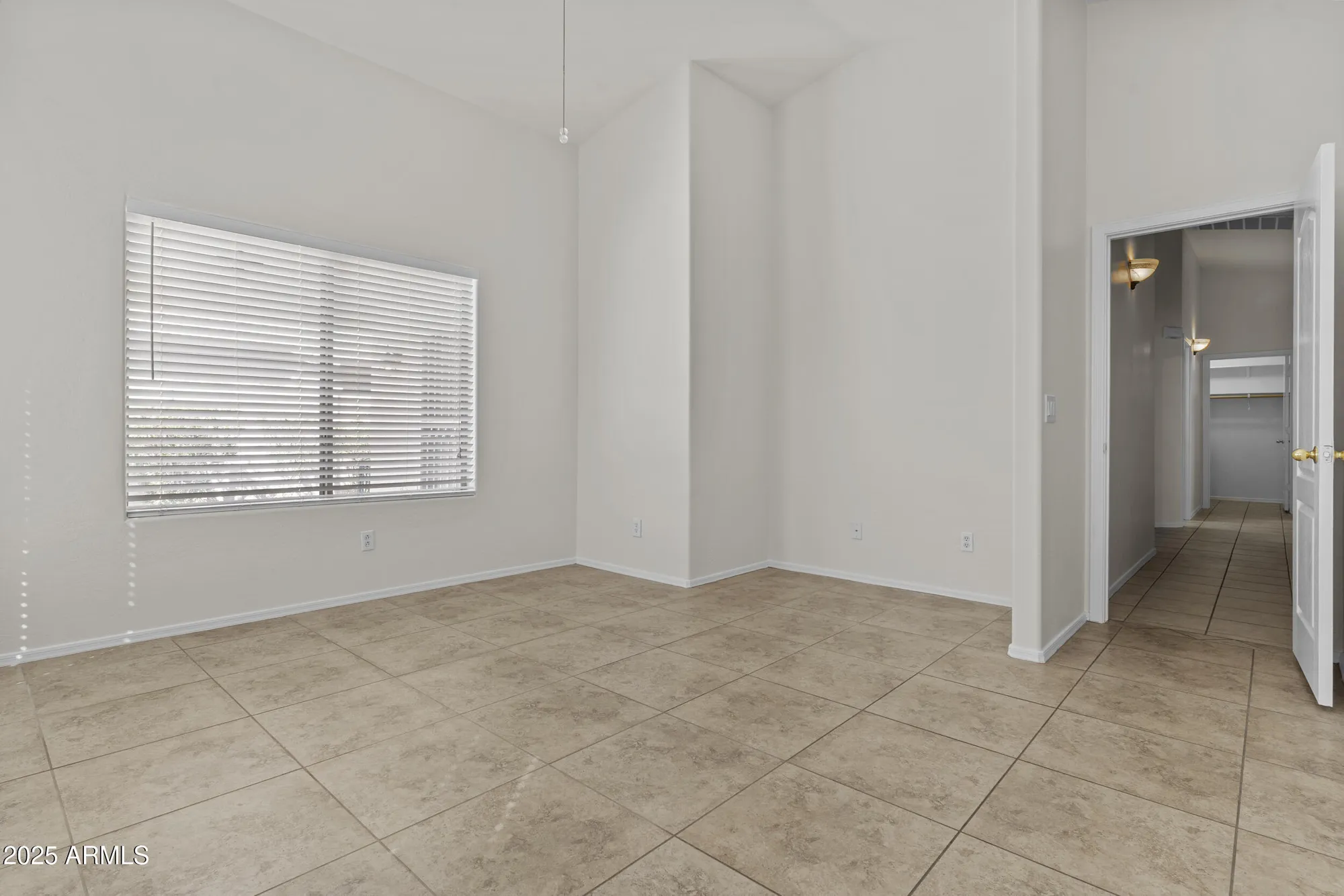 Property Slideshow image 11 of 30 | 14033 w two guns trl, Surprise, AZ, 85374