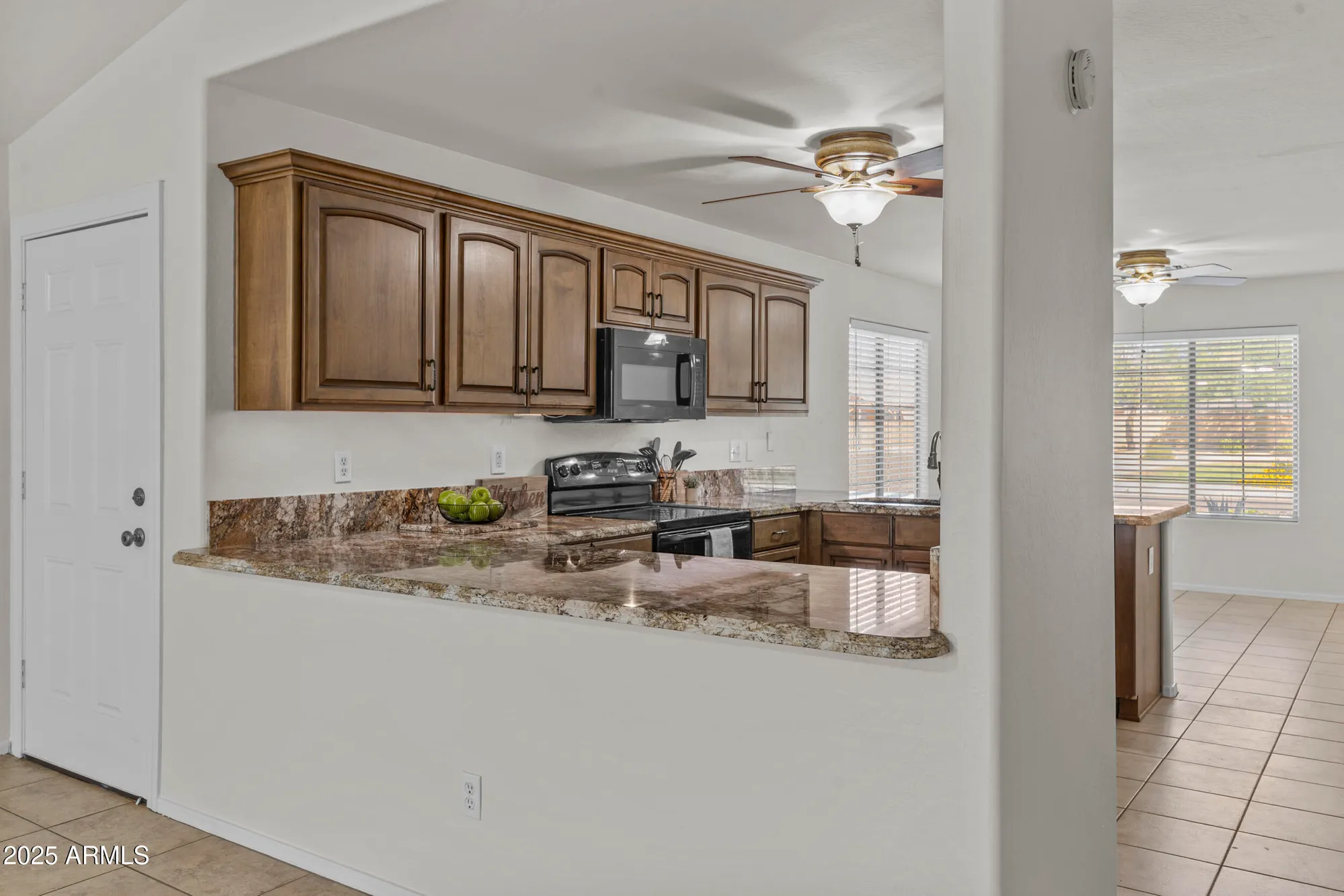 Property Slideshow image 8 of 30 | 14033 w two guns trl, Surprise, AZ, 85374