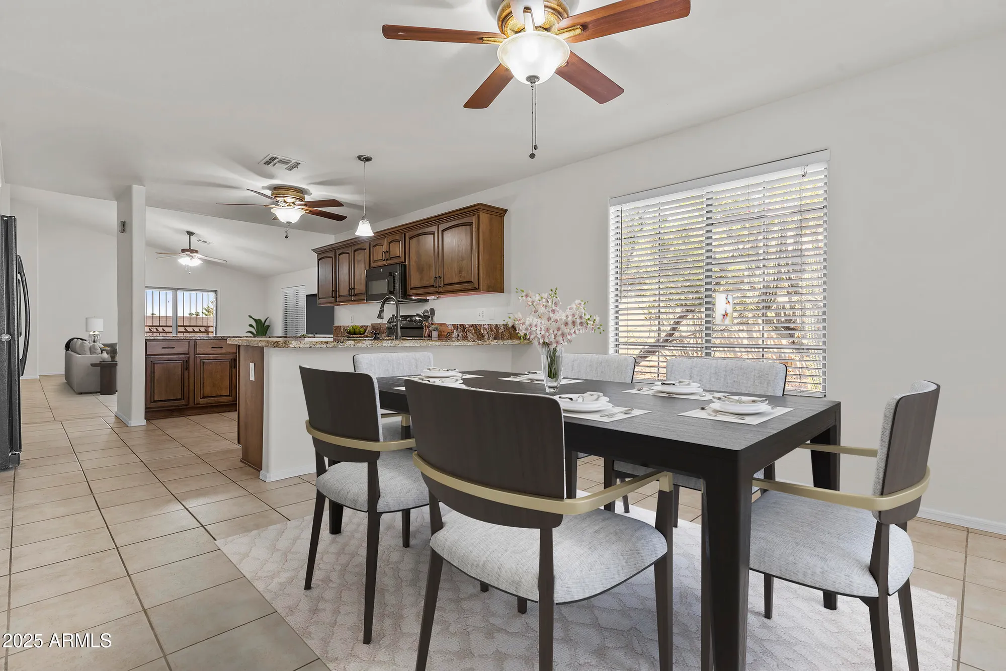 Property Slideshow image 5 of 30 | 14033 w two guns trl, Surprise, AZ, 85374