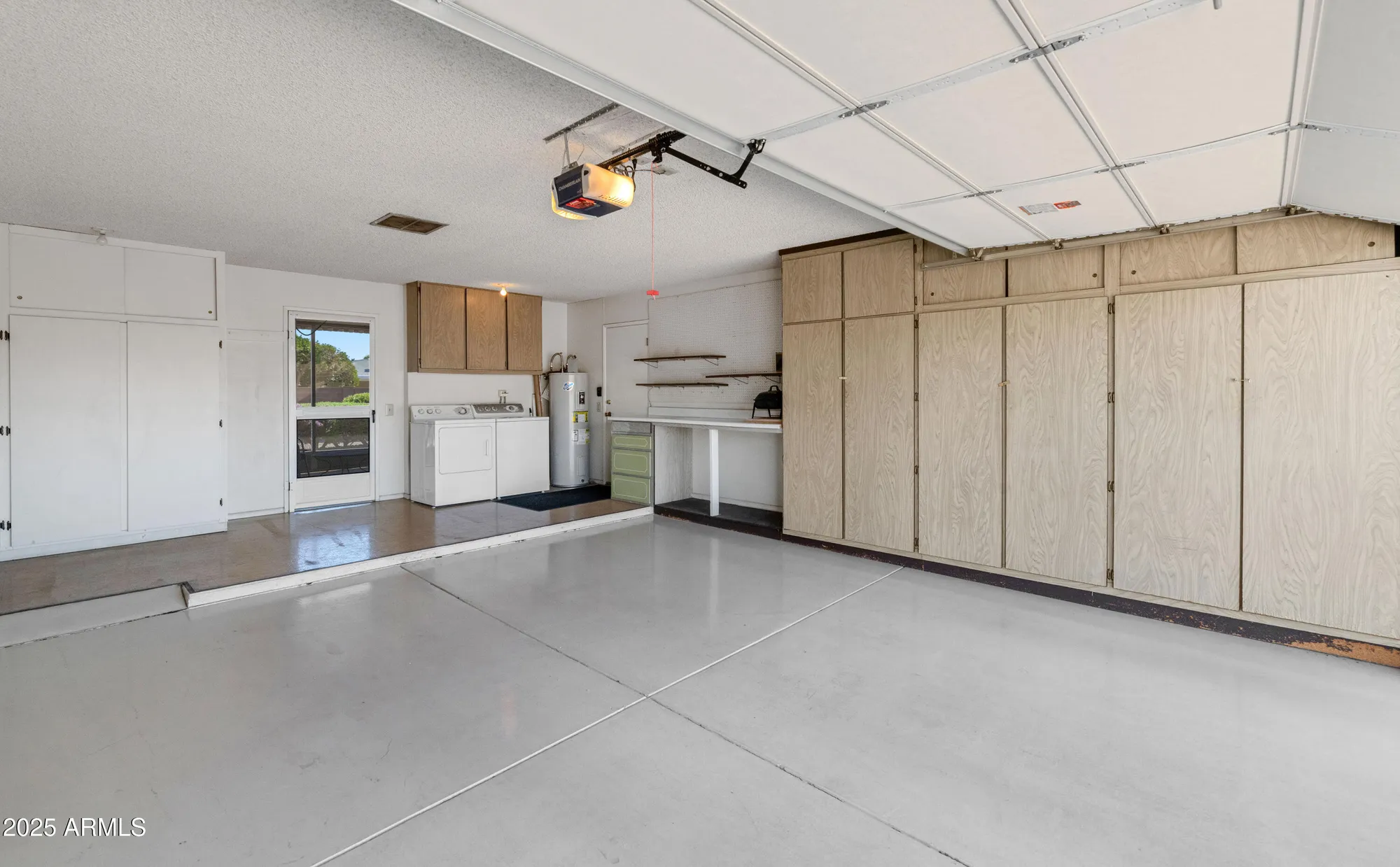 Property Slideshow image 21 of 28 | 16017 n nicklaus ln, Sun City, AZ, 85351