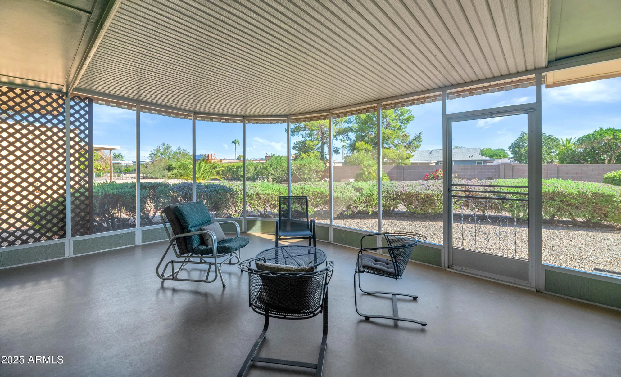 Property Slideshow image 22 of 28 | 16017 n nicklaus ln, Sun City, AZ, 85351