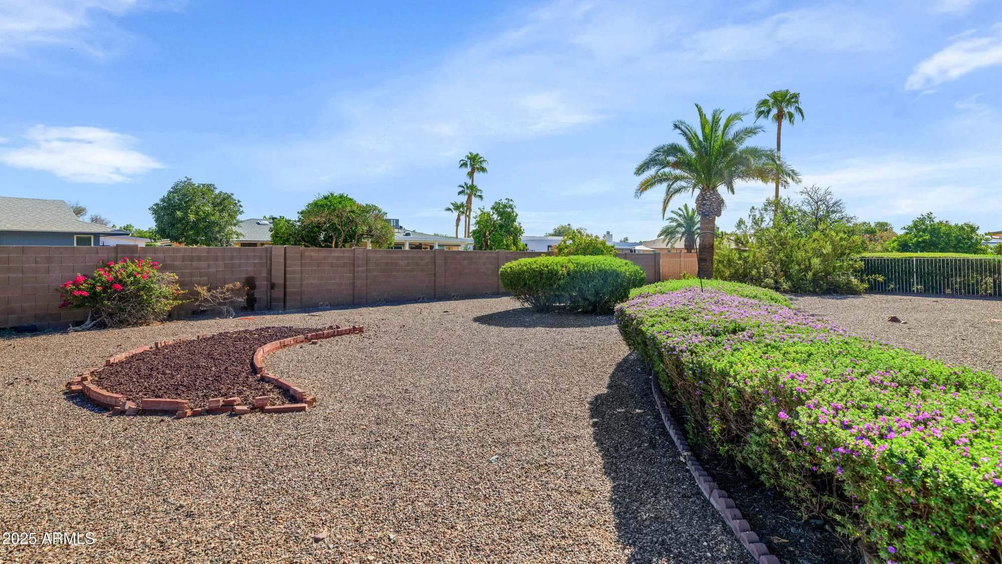 Property Slideshow image 27 of 28 | 16017 n nicklaus ln, Sun City, AZ, 85351