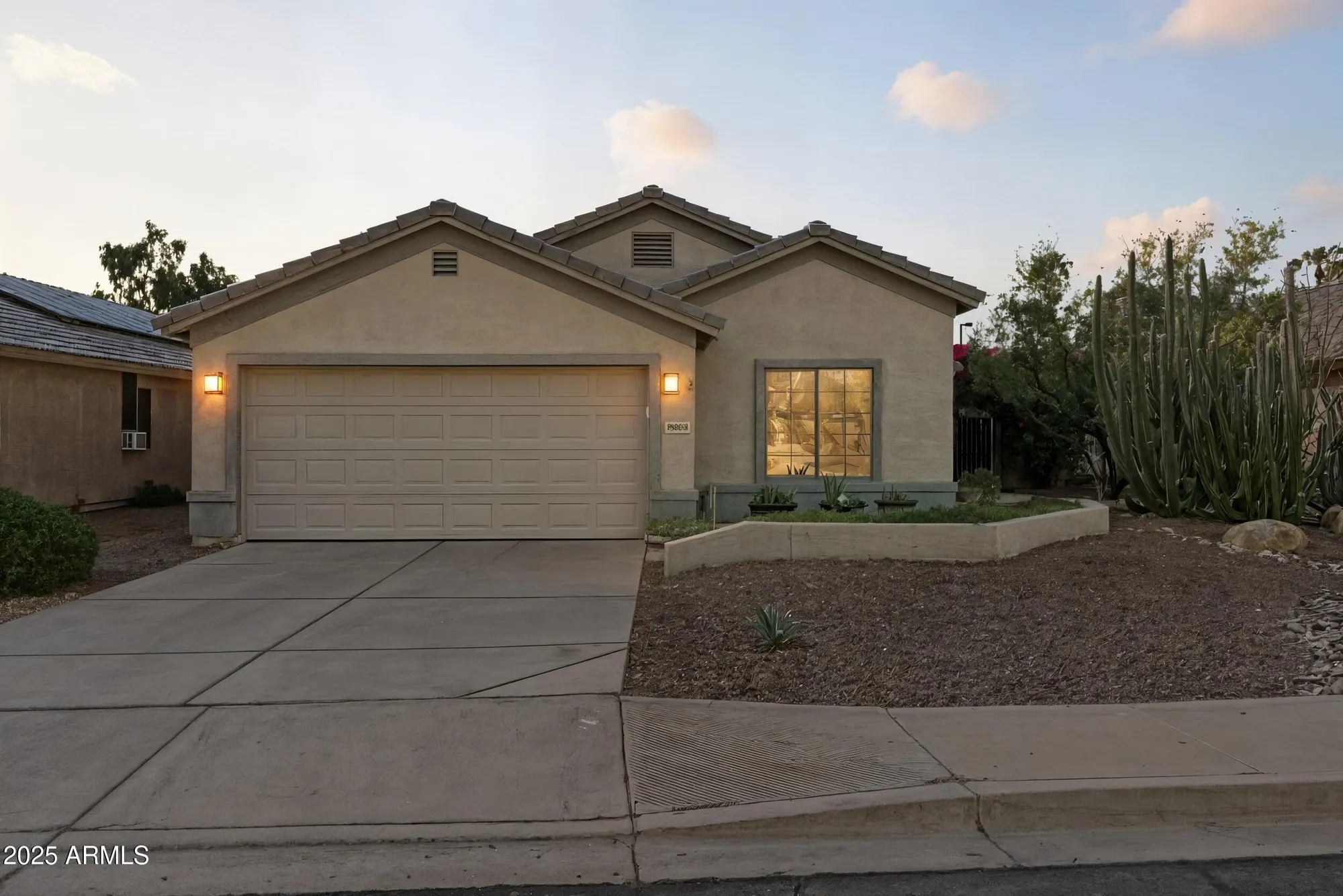 Property Slideshow image 24 of 30 | 14033 w two guns trl, Surprise, AZ, 85374