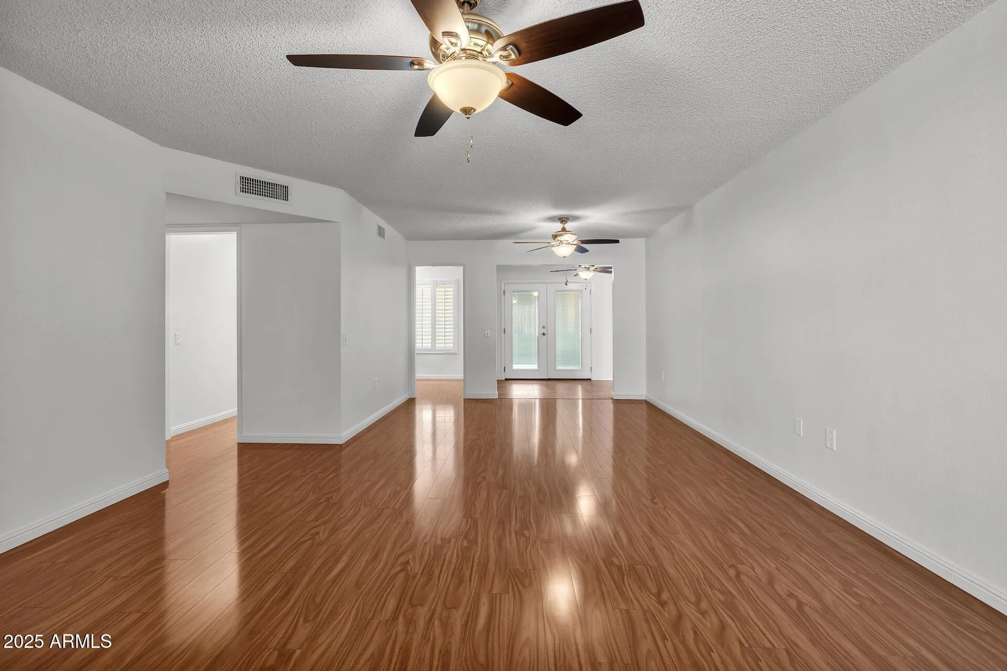 Property Slideshow image 16 of 43 | 19845 n welk dr, Sun City, AZ, 85373