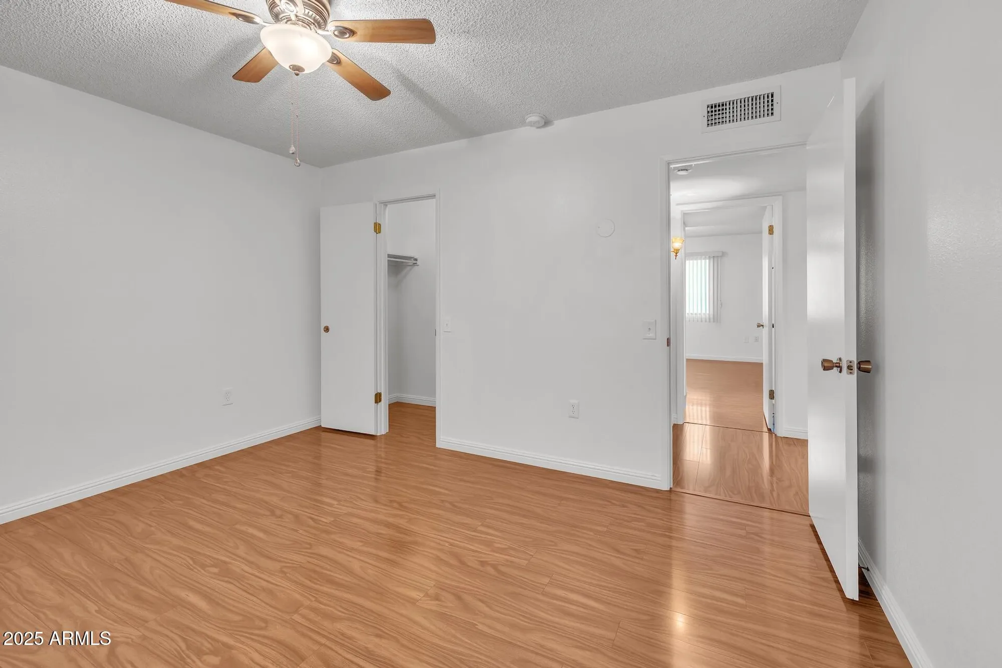 Property Slideshow image 8 of 43 | 19845 n welk dr, Sun City, AZ, 85373