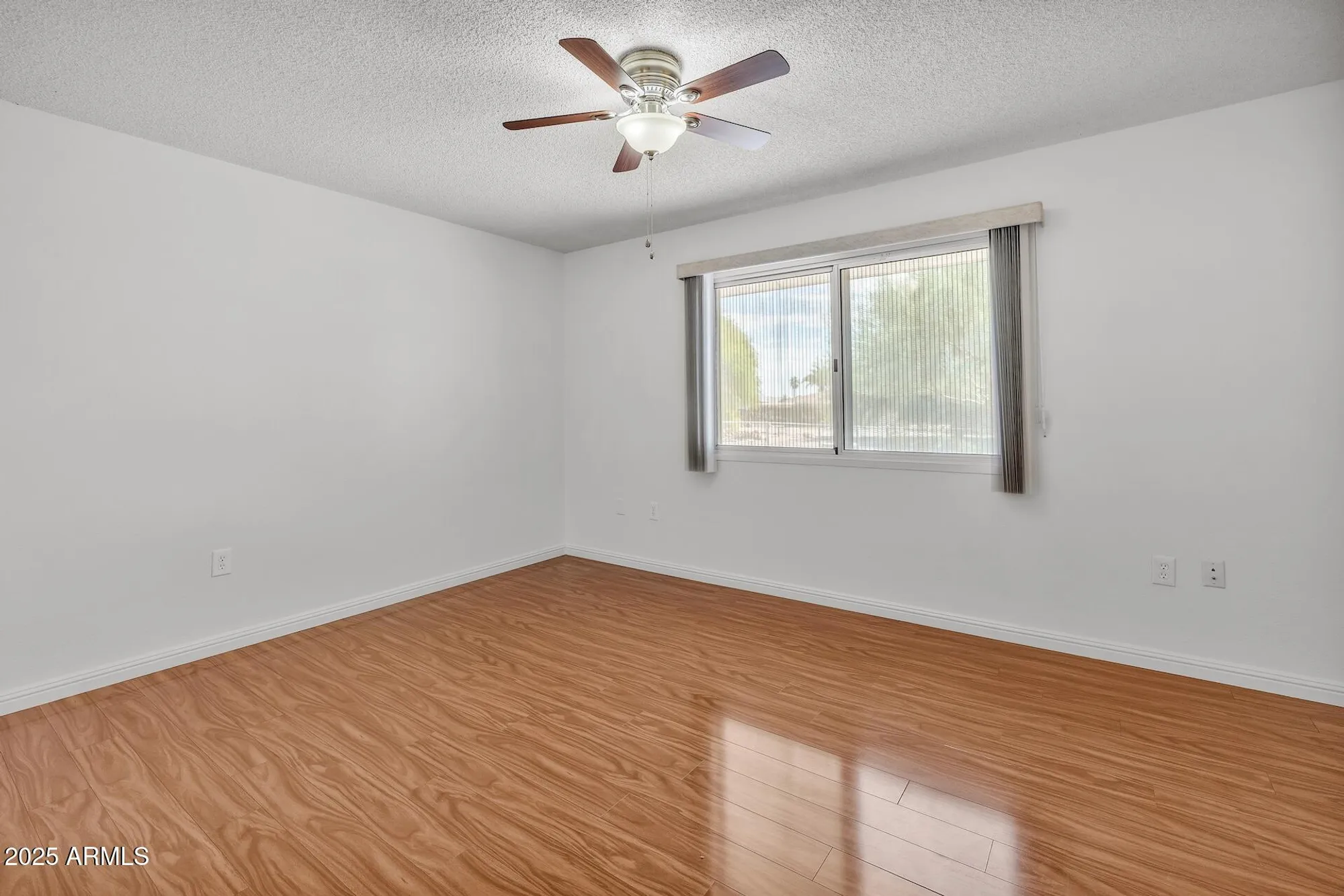 Property Slideshow image 18 of 43 | 19845 n welk dr, Sun City, AZ, 85373