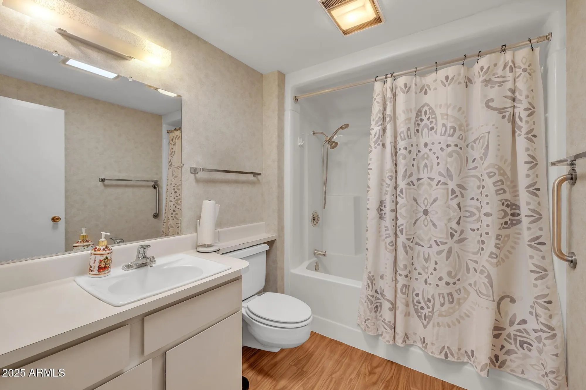 Property Slideshow image 5 of 43 | 19845 n welk dr, Sun City, AZ, 85373