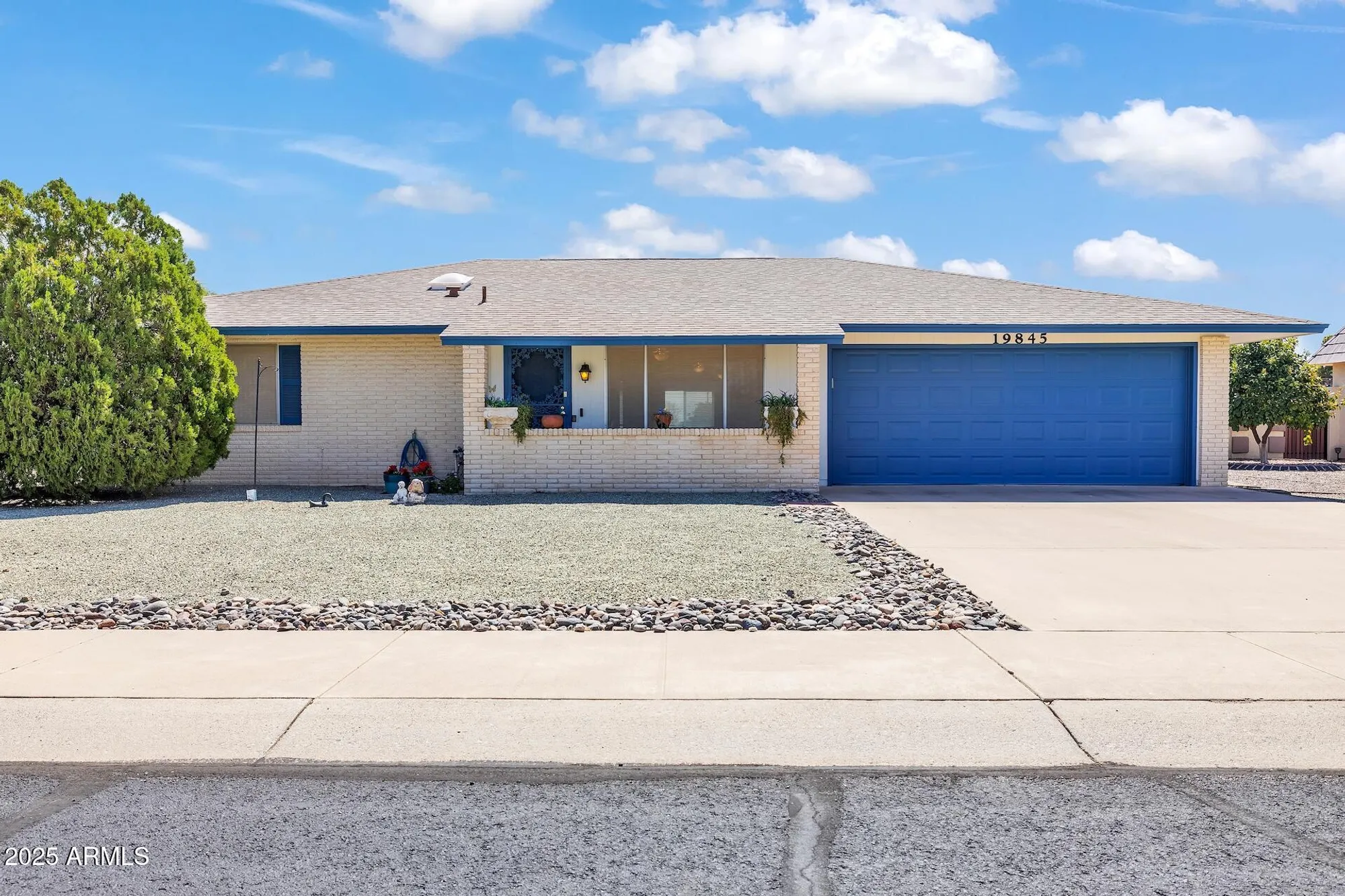 Property Slideshow image 28 of 43 | 19845 n welk dr, Sun City, AZ, 85373