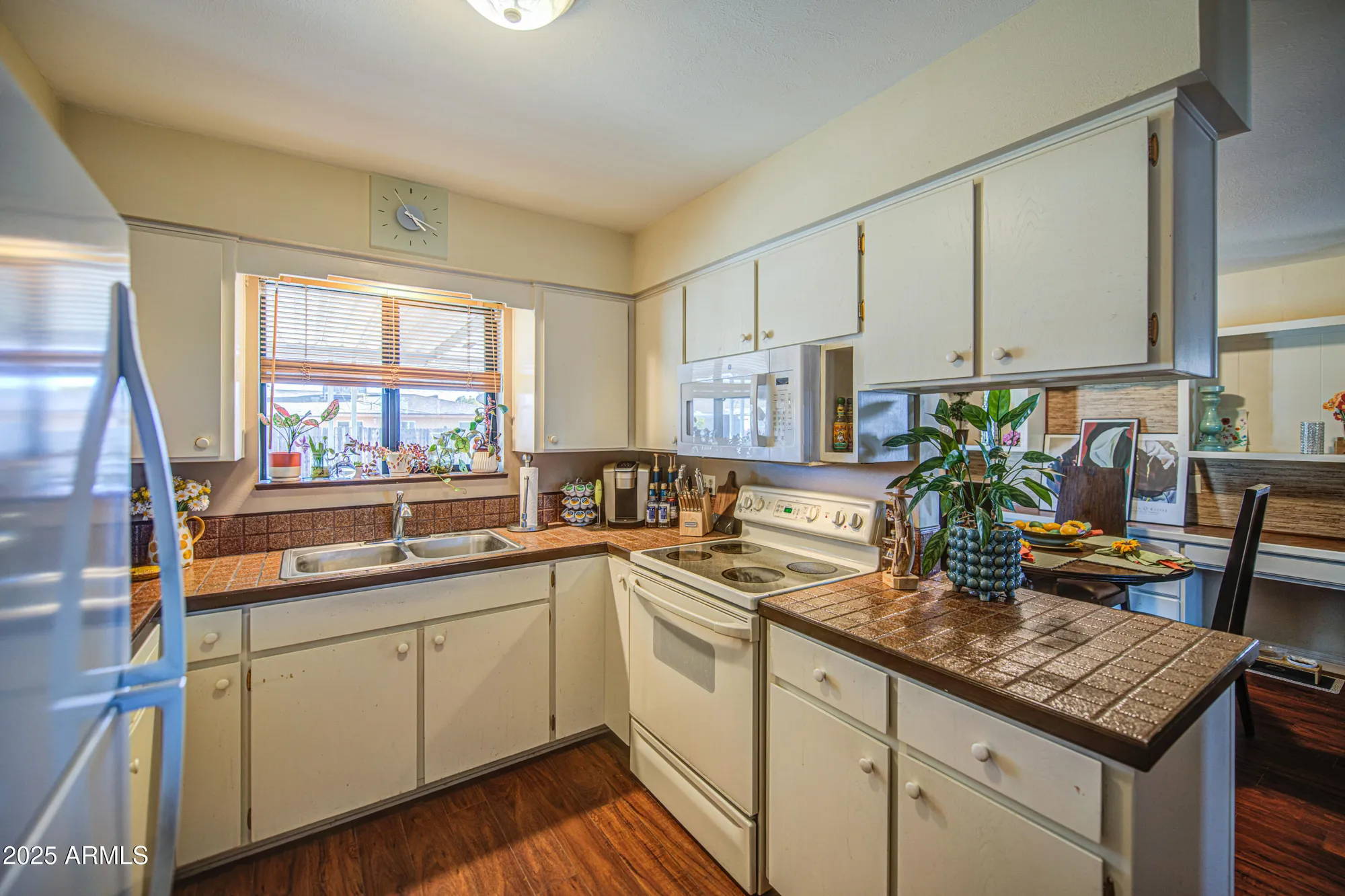 Property Slideshow image 9 of 35 | 5331 e dodge st, Mesa, AZ, 85205