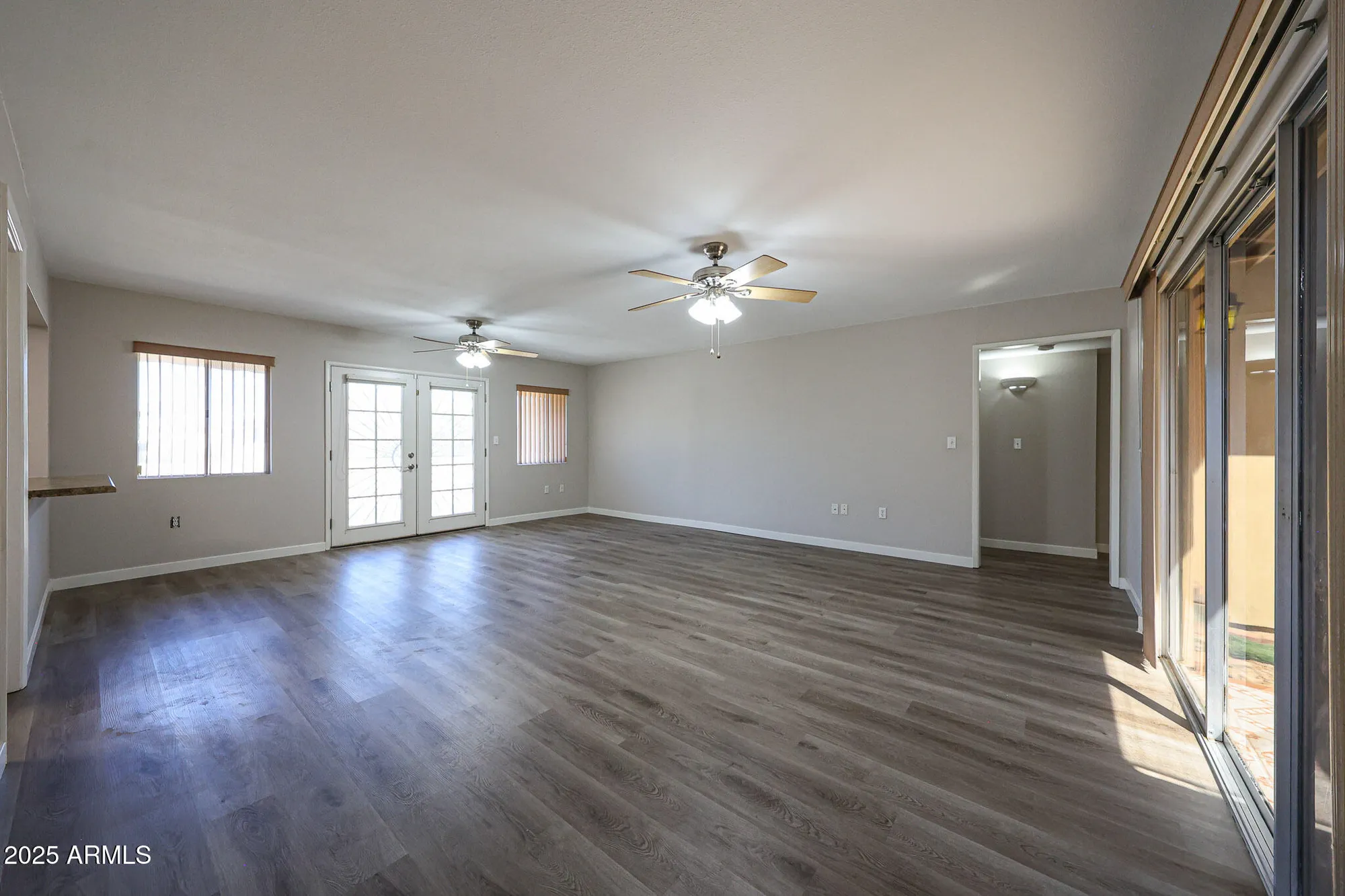 Property Slideshow image 18 of 47 | 10710 w el capitan cir, Sun City, AZ, 85351