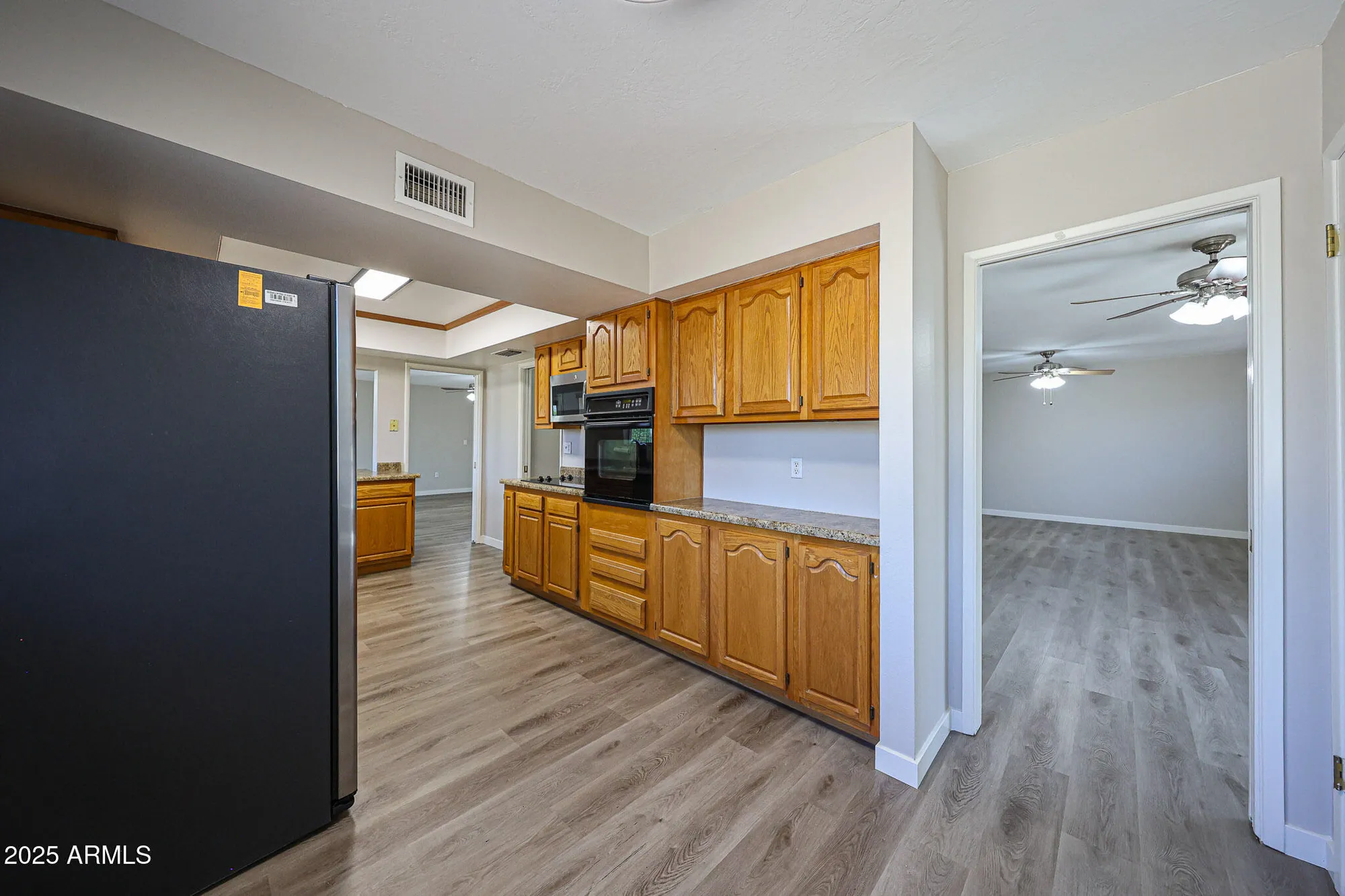 Property Slideshow image 16 of 47 | 10710 w el capitan cir, Sun City, AZ, 85351
