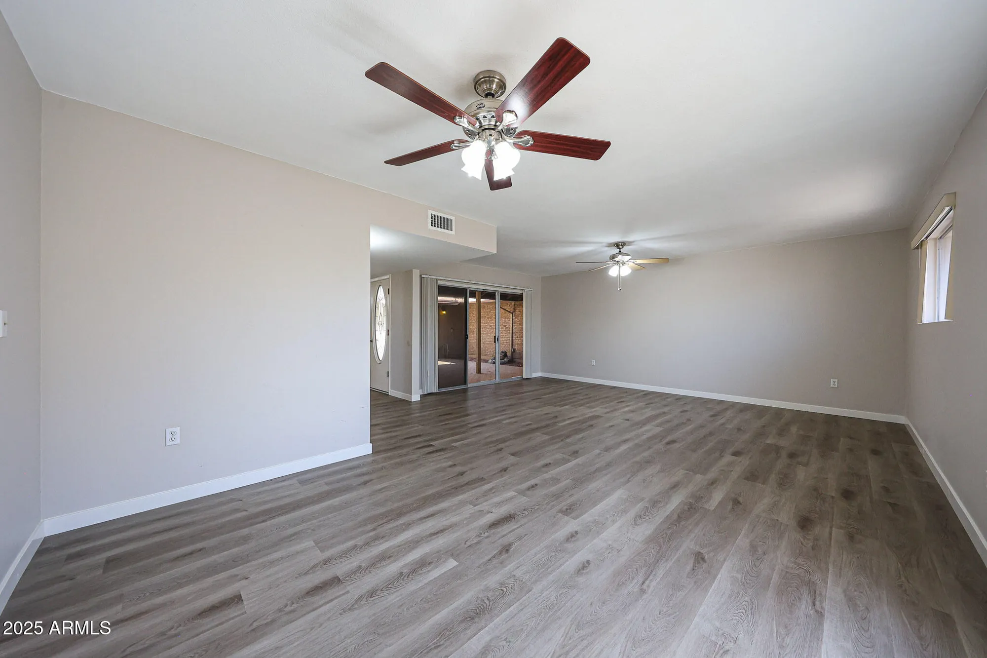 Property Slideshow image 22 of 47 | 10710 w el capitan cir, Sun City, AZ, 85351