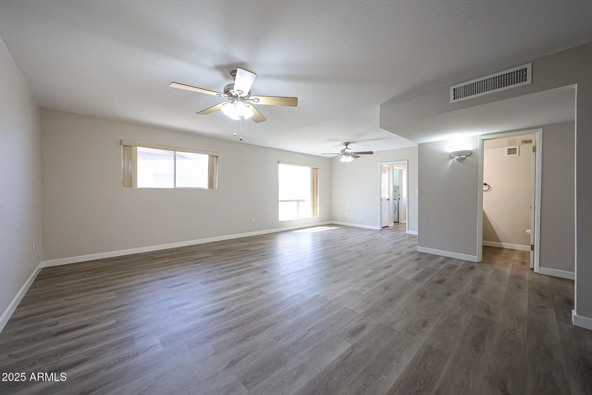 Property Slideshow image 24 of 47 | 10710 w el capitan cir, Sun City, AZ, 85351
