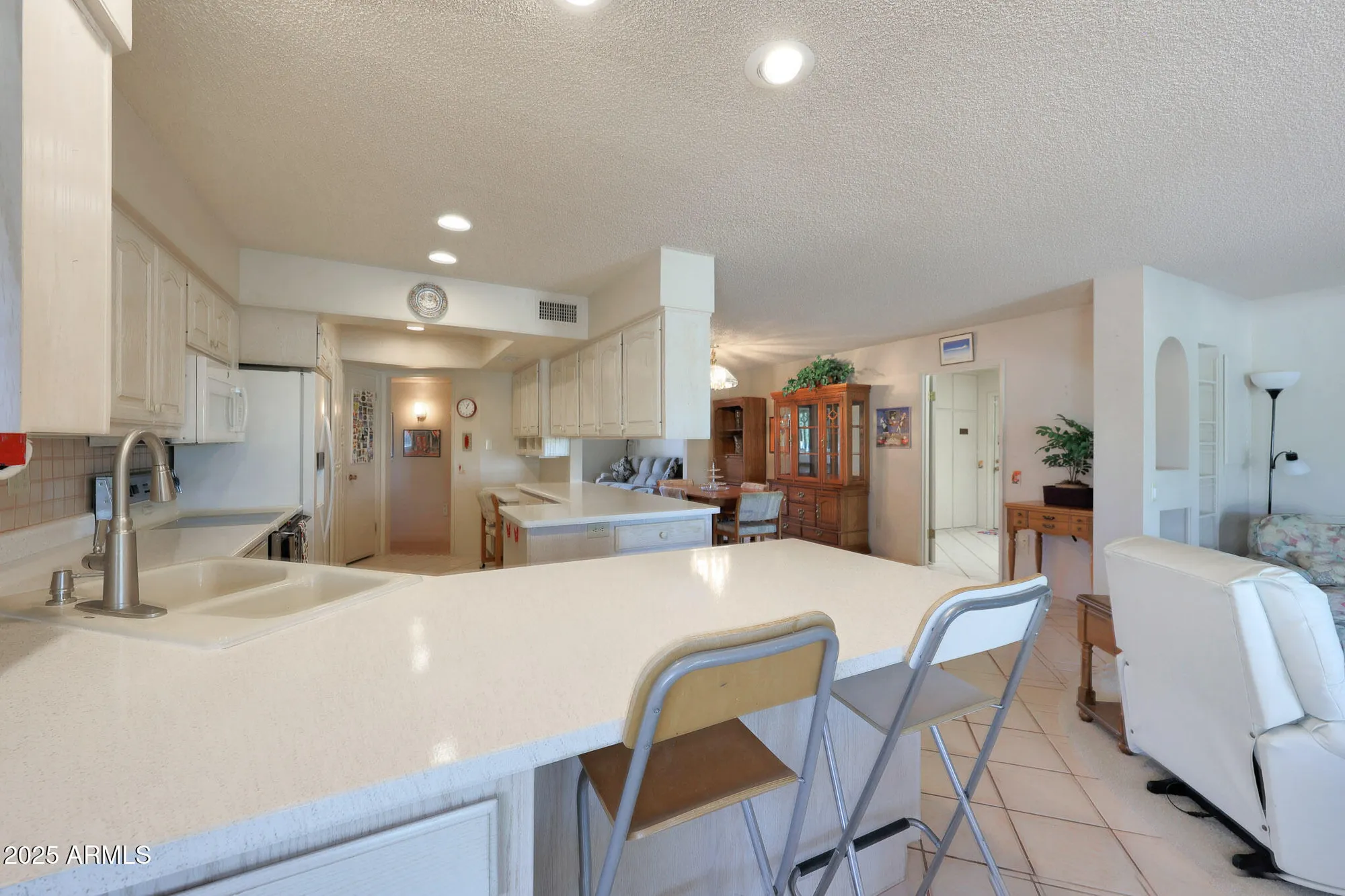 Property Slideshow image 17 of 60 | 11006 w acacia dr, Sun City, AZ, 85373