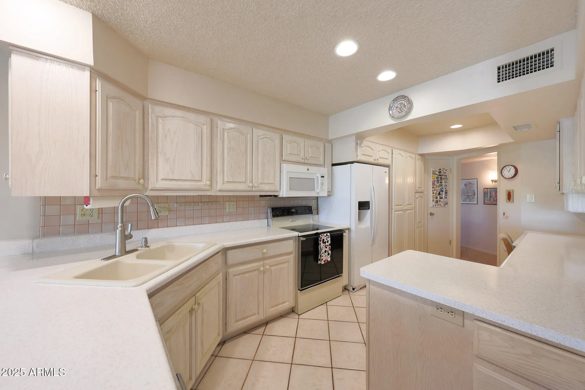 Property Slideshow image 3 of 60 | 11006 w acacia dr, Sun City, AZ, 85373