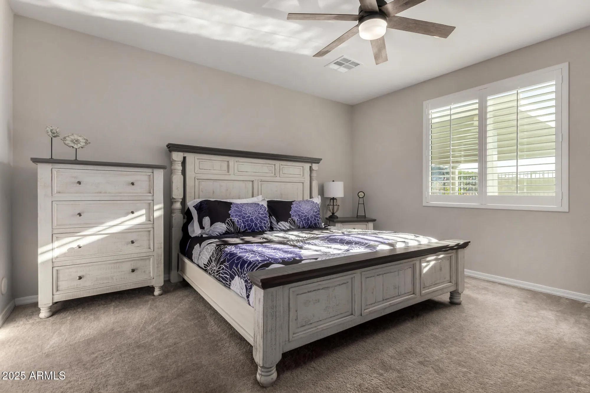 Property Slideshow image 13 of 52 | 5644 n 206th gln, Buckeye, AZ, 85396