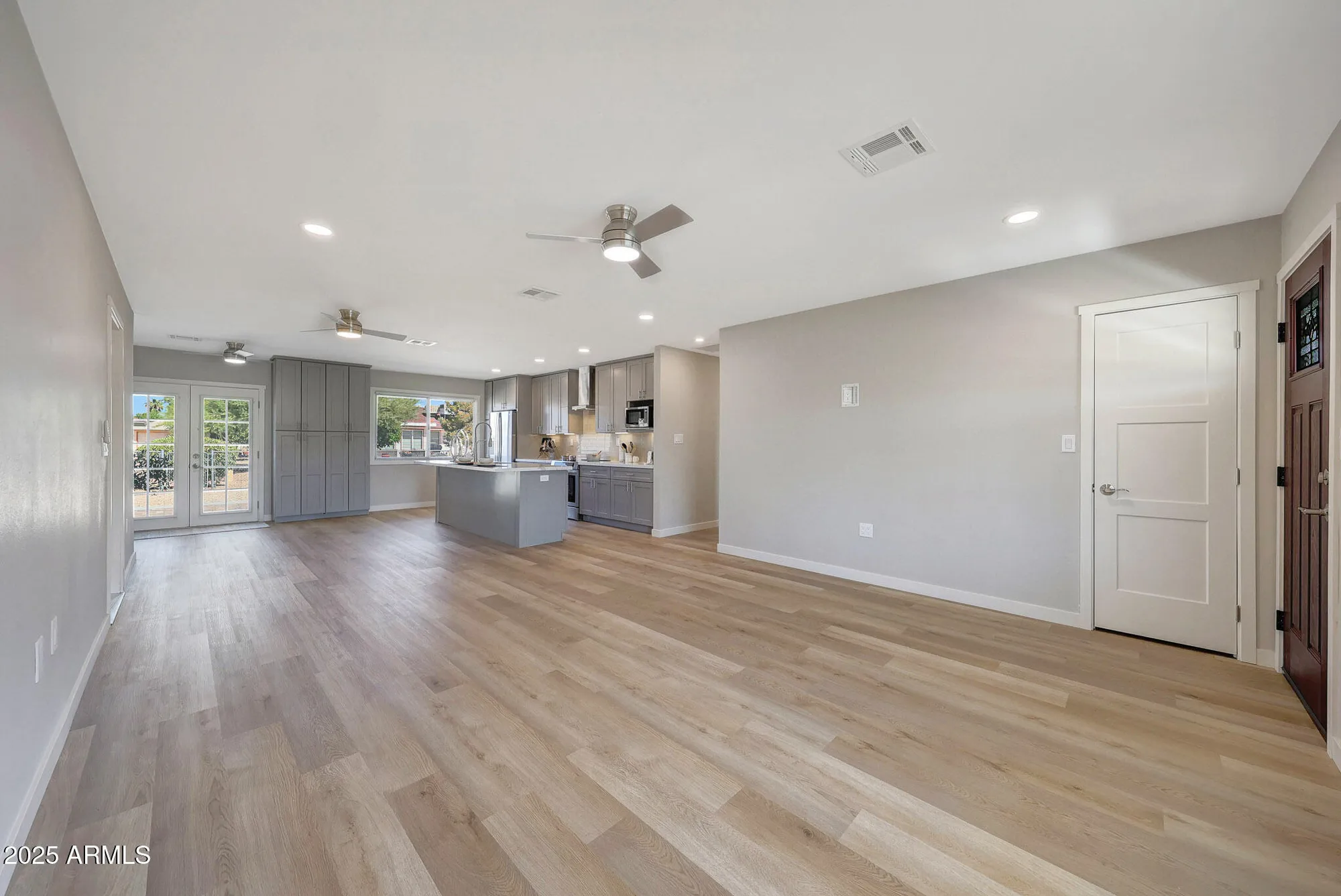 Property Slideshow image 6 of 55 | 20002 n signal butte cir, Sun City, AZ, 85373