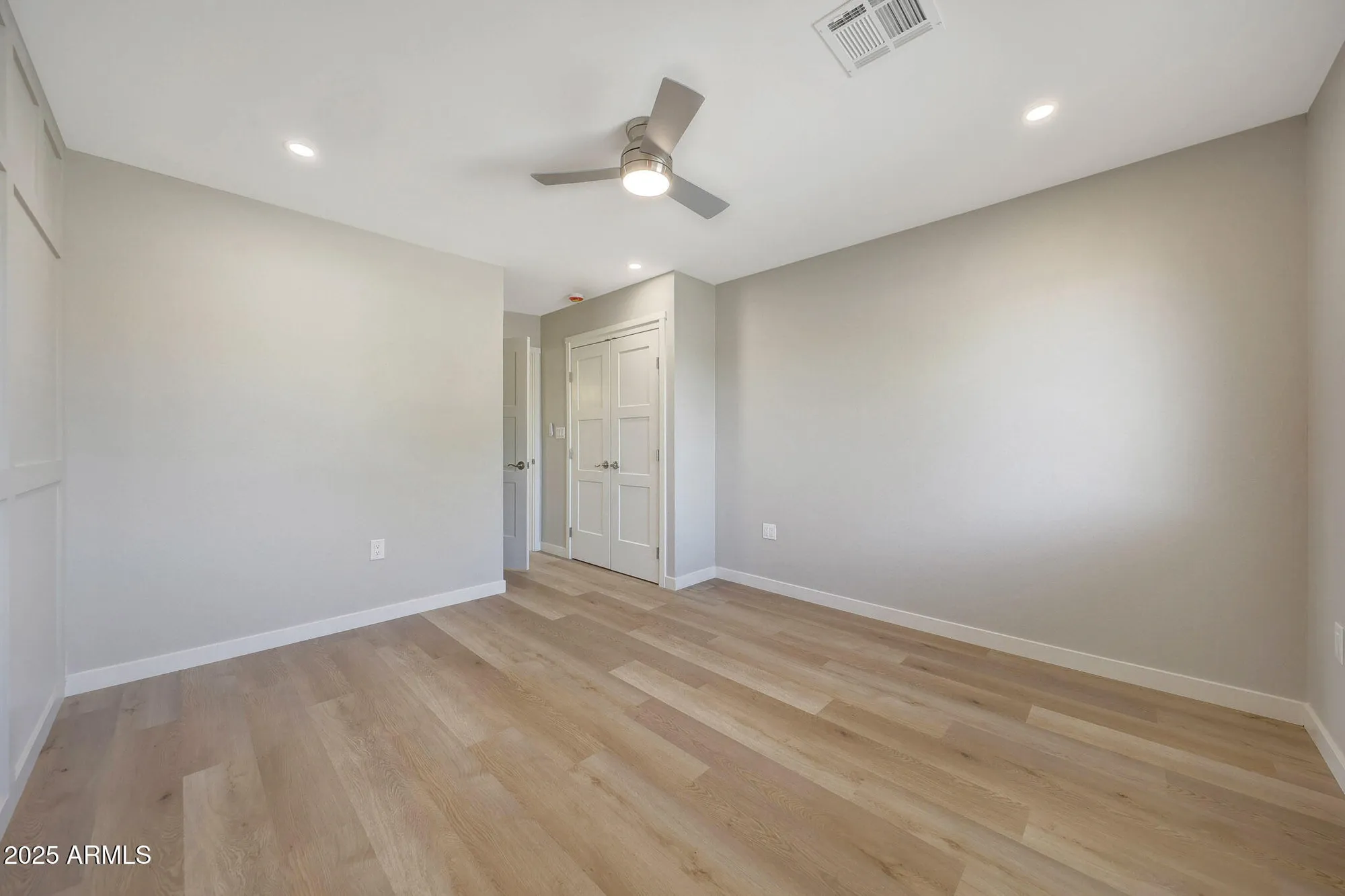 Property Slideshow image 31 of 55 | 20002 n signal butte cir, Sun City, AZ, 85373