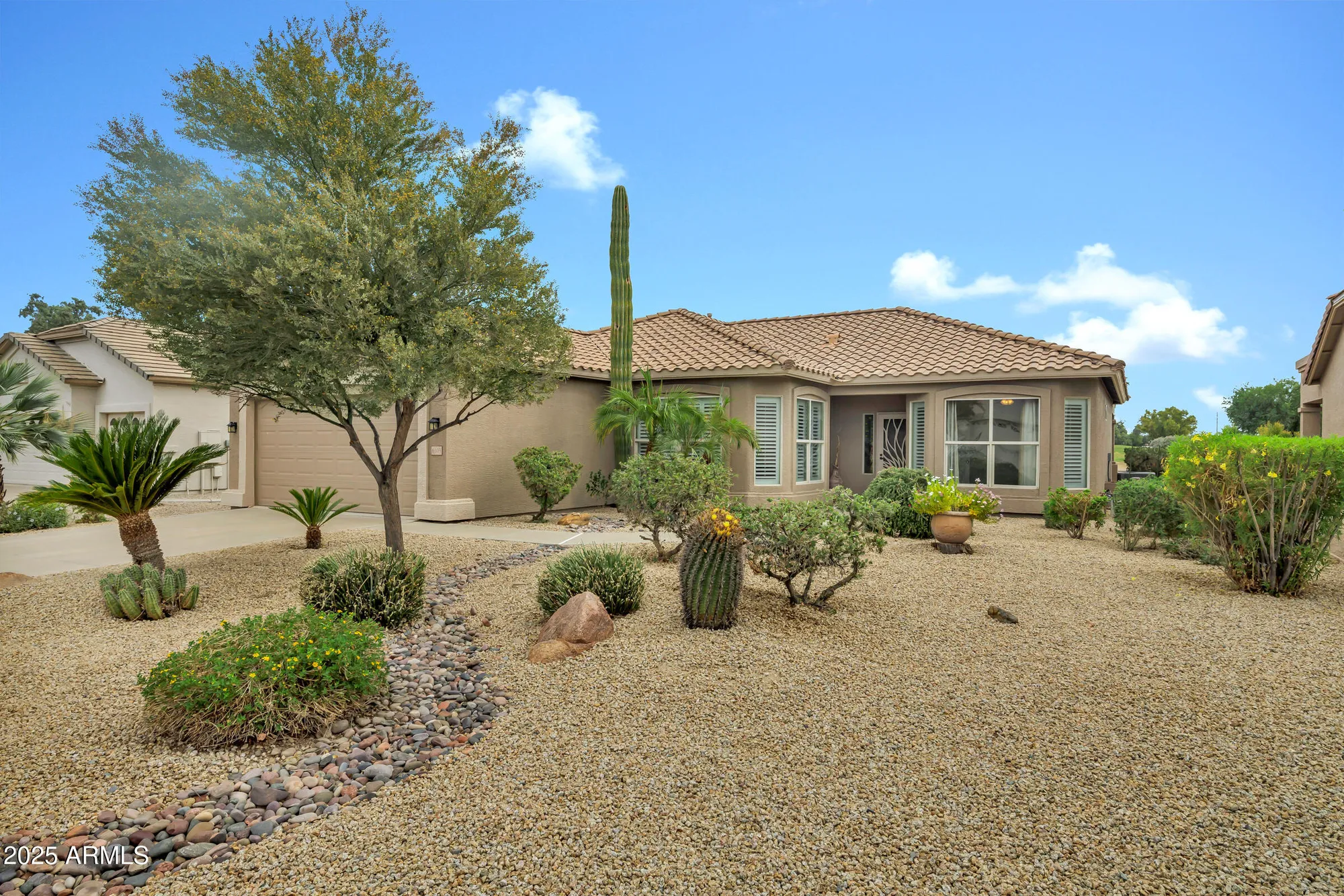Property Slideshow image 2 of 51 | 6103 s huachuca way, Chandler, AZ, 85249