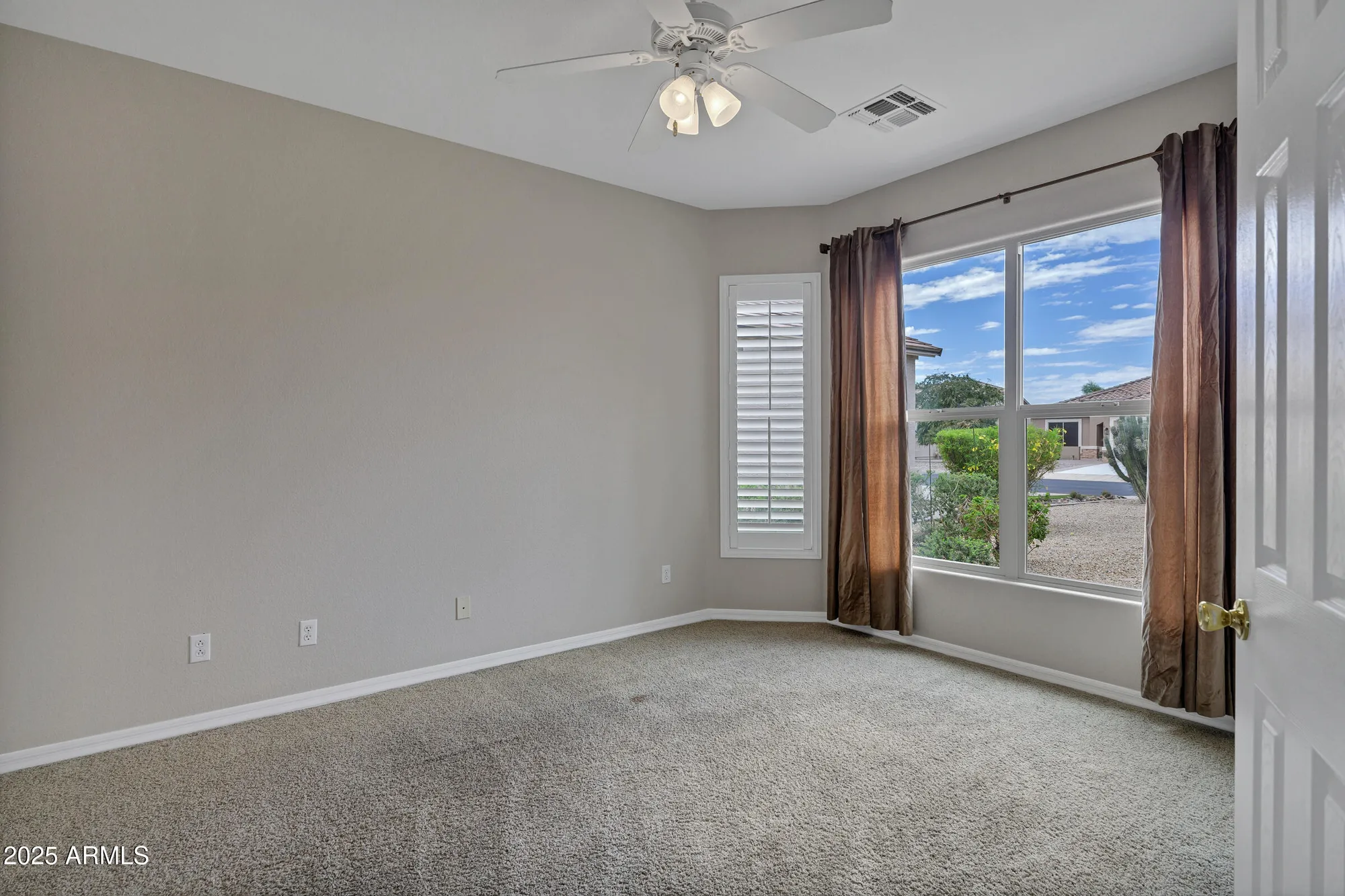 Property Slideshow image 7 of 51 | 6103 s huachuca way, Chandler, AZ, 85249