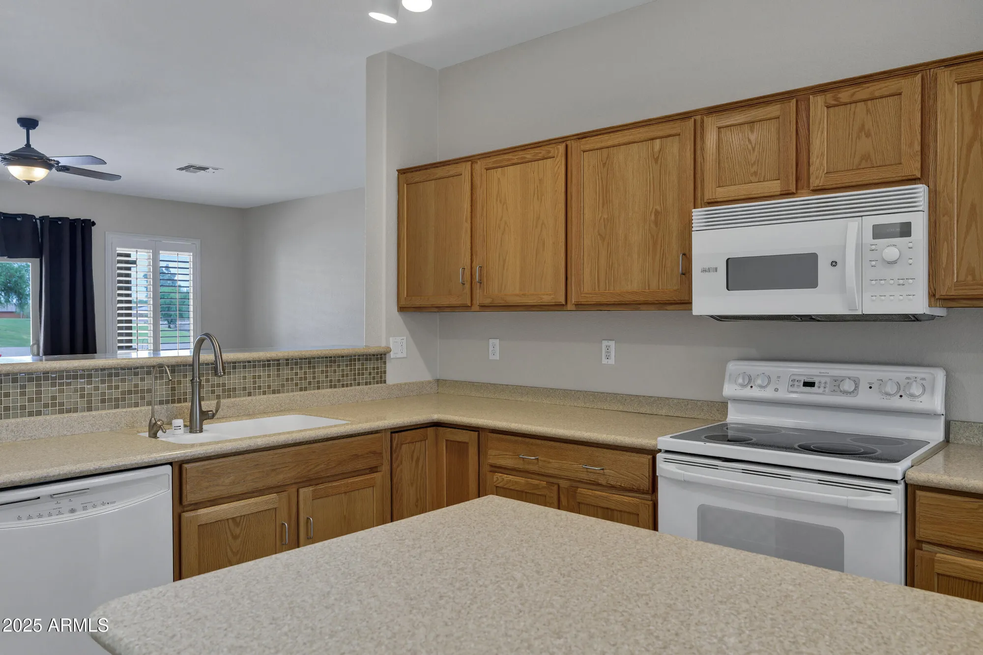 Property Slideshow image 16 of 51 | 6103 s huachuca way, Chandler, AZ, 85249