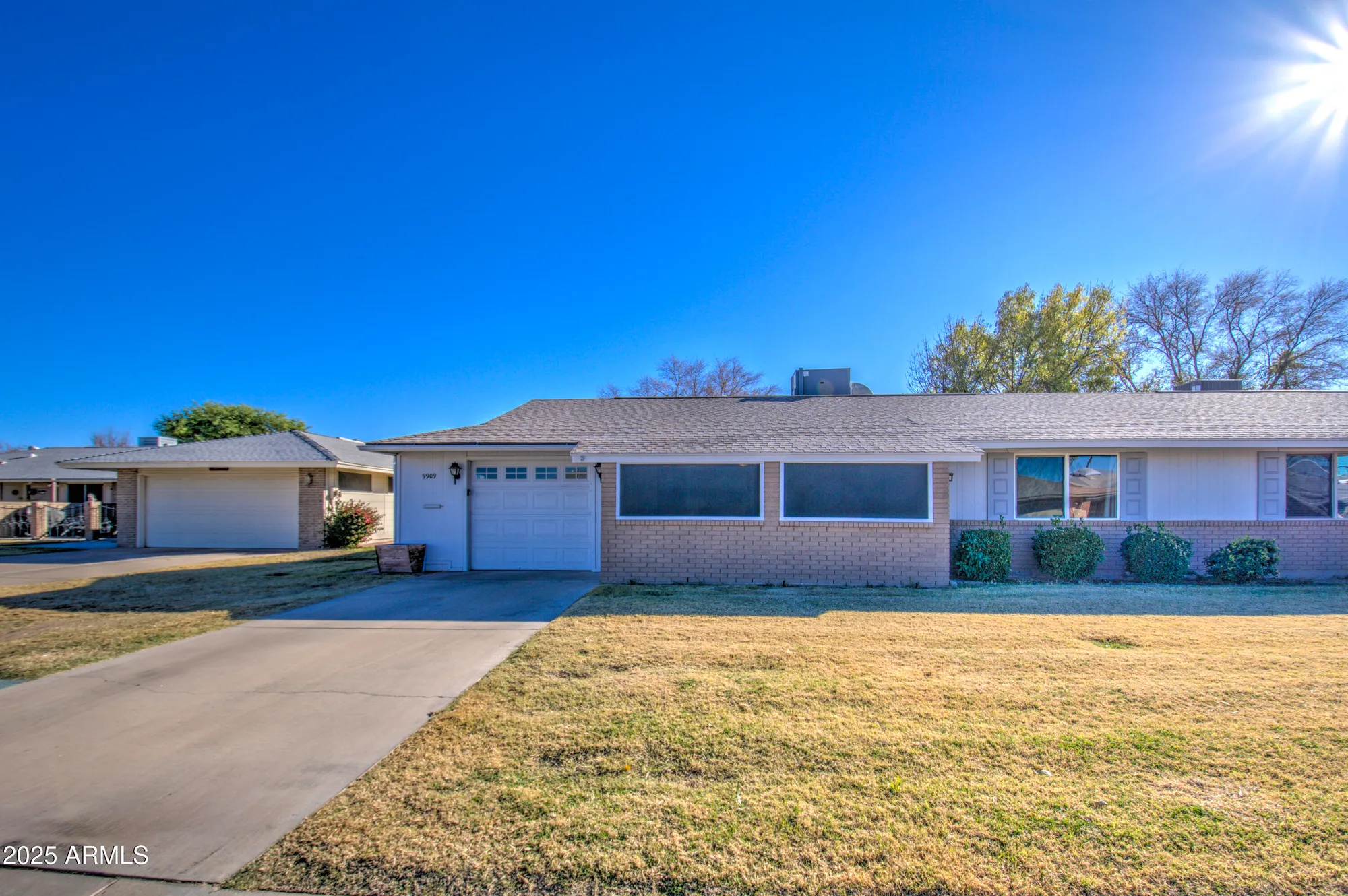 Property Slideshow image 1 of 33 | 9909 w newport dr, Sun City, AZ, 85351