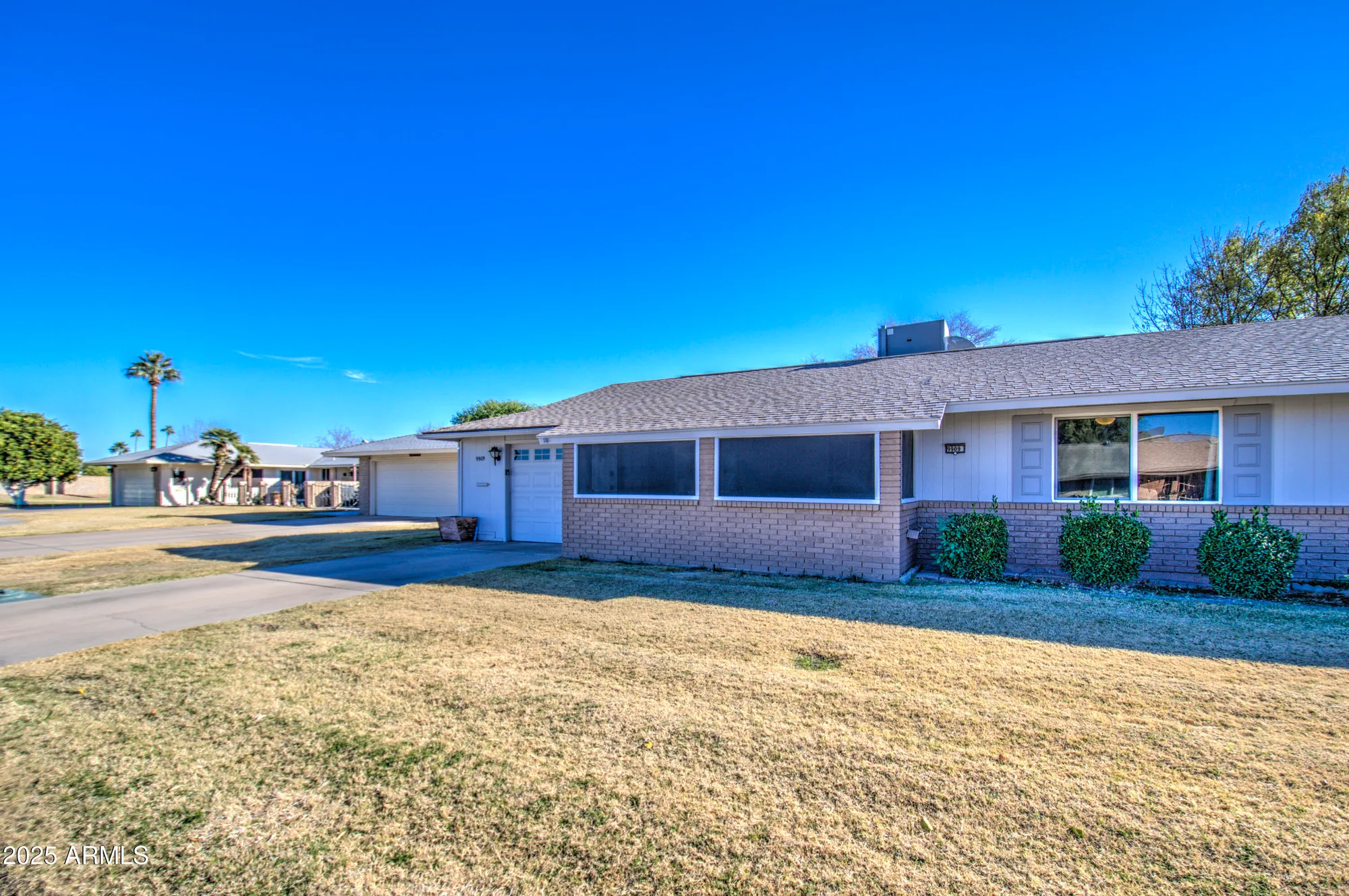 Property Slideshow image 2 of 33 | 9909 w newport dr, Sun City, AZ, 85351