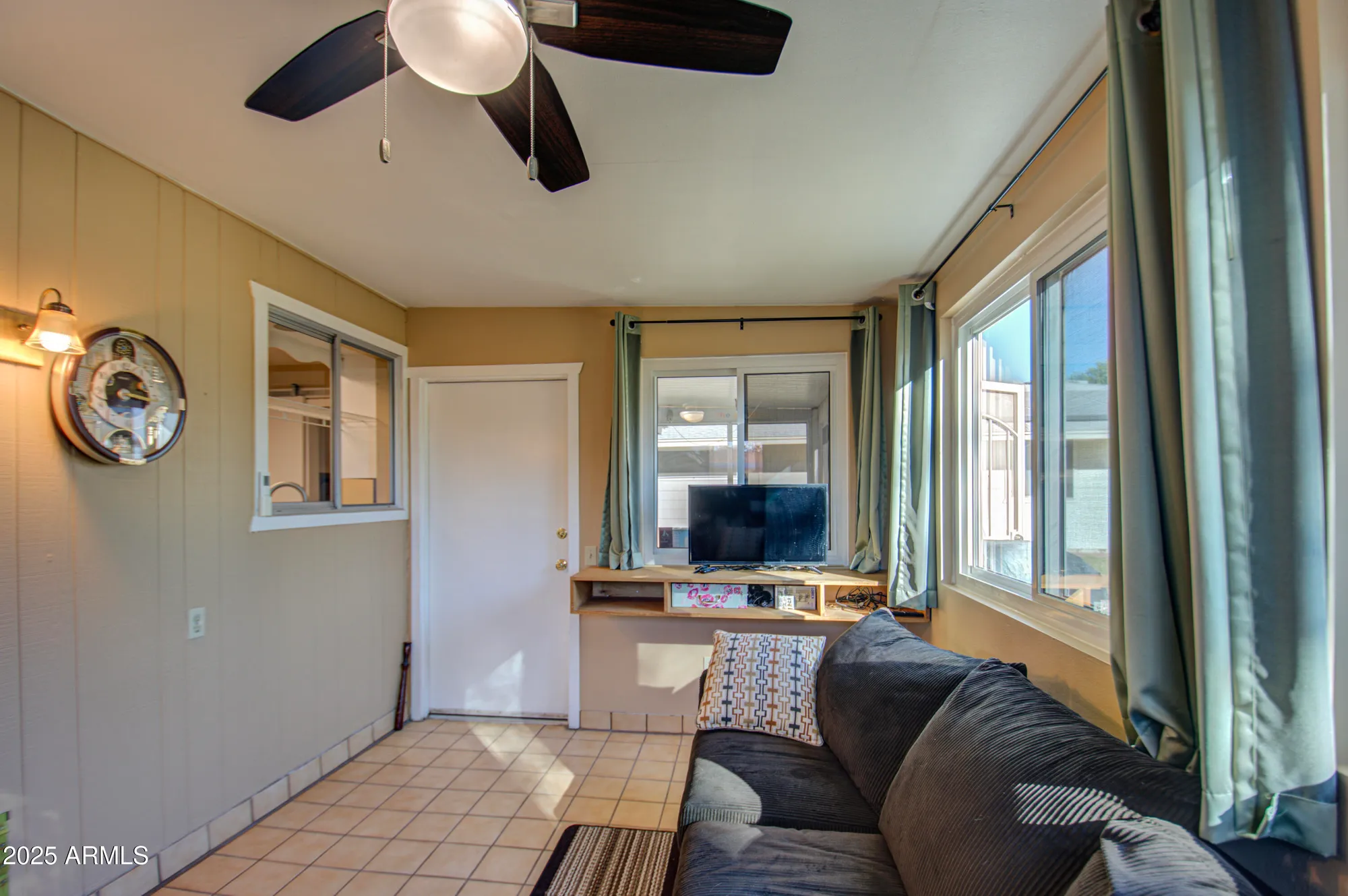Property Slideshow image 14 of 33 | 9909 w newport dr, Sun City, AZ, 85351