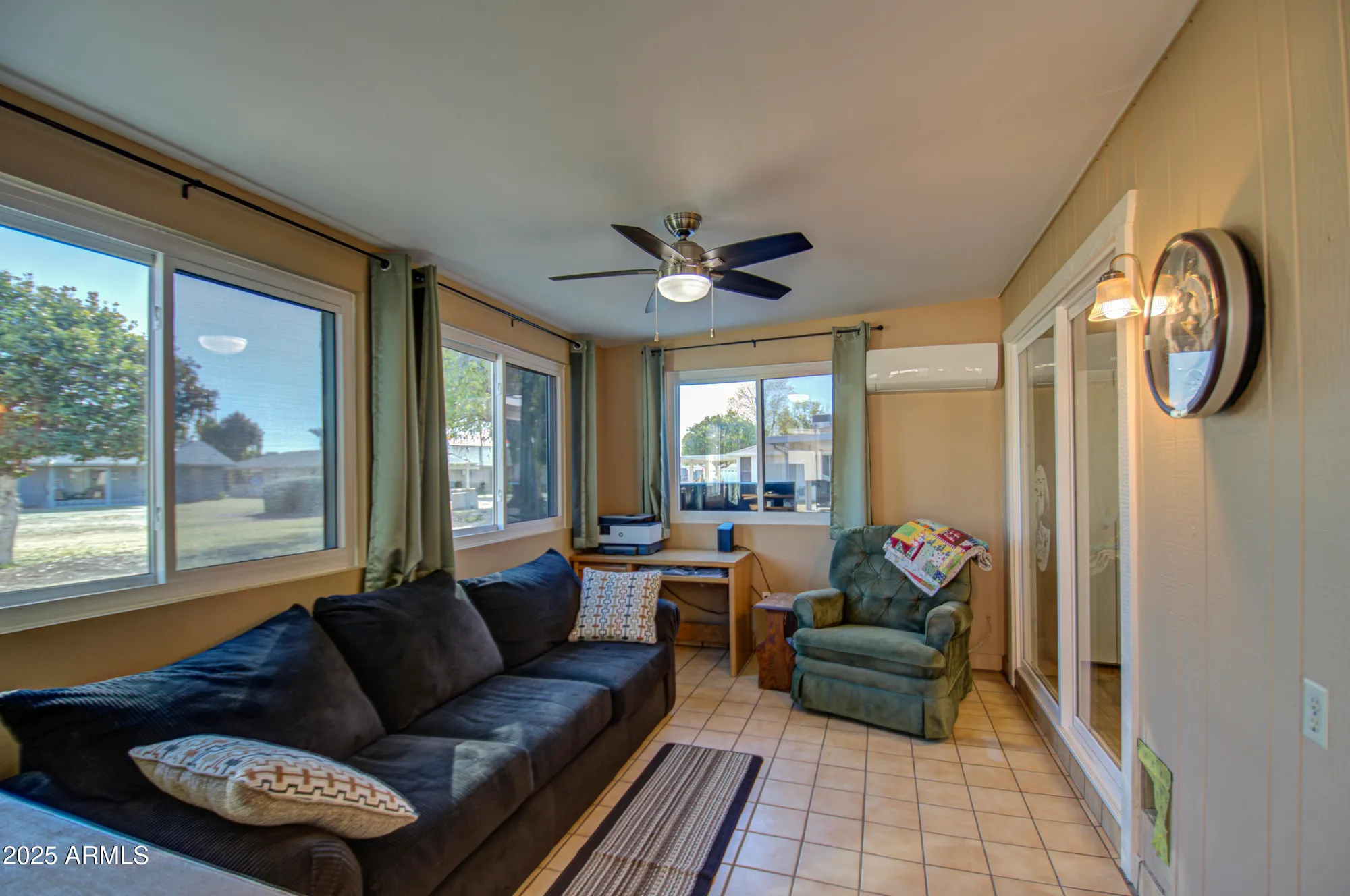 Property Slideshow image 15 of 33 | 9909 w newport dr, Sun City, AZ, 85351