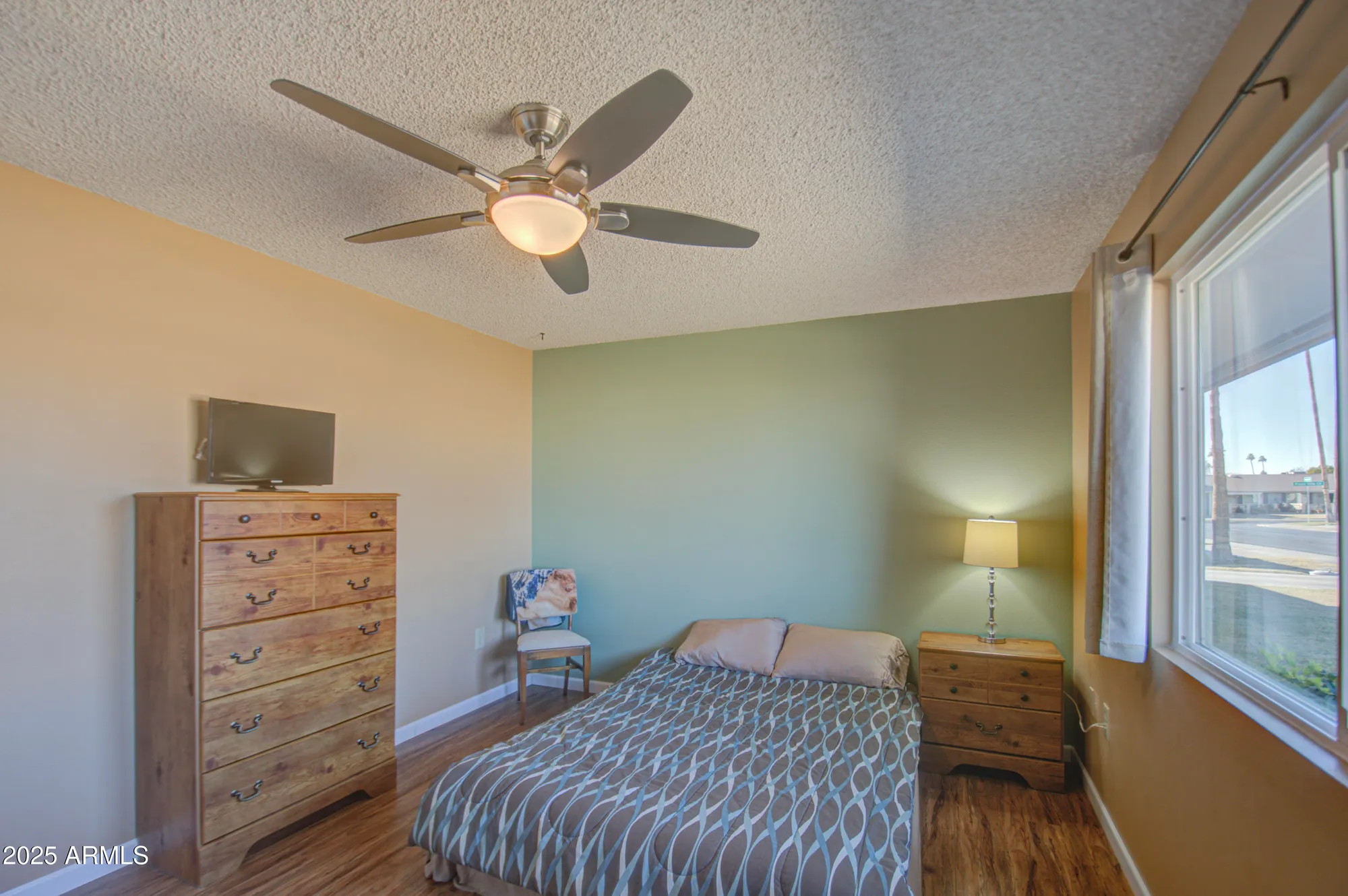 Property Slideshow image 18 of 33 | 9909 w newport dr, Sun City, AZ, 85351