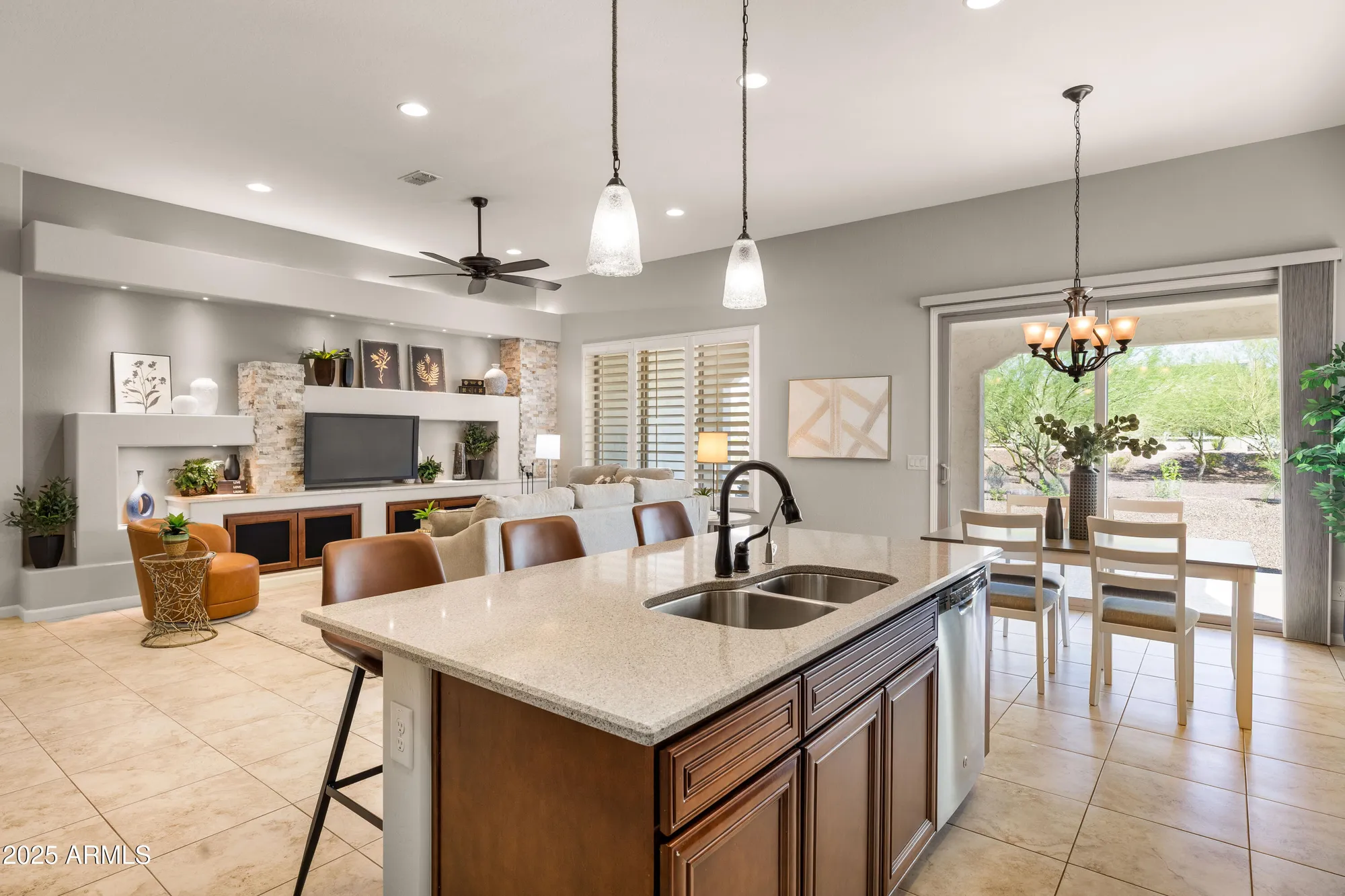 Property Slideshow image 14 of 34 | 16898 w almeria rd, Goodyear, AZ, 85395