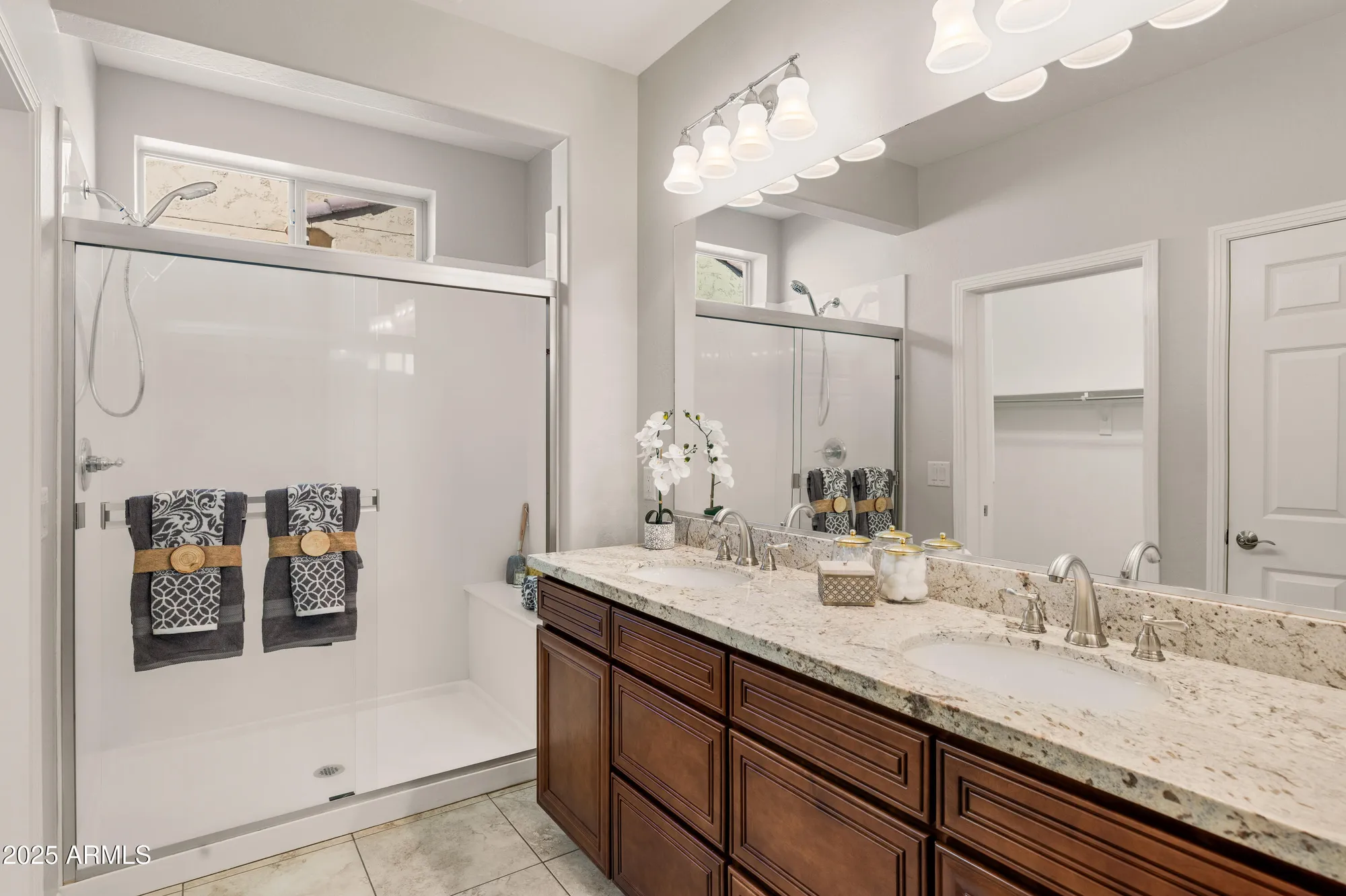 Property Slideshow image 18 of 34 | 16898 w almeria rd, Goodyear, AZ, 85395