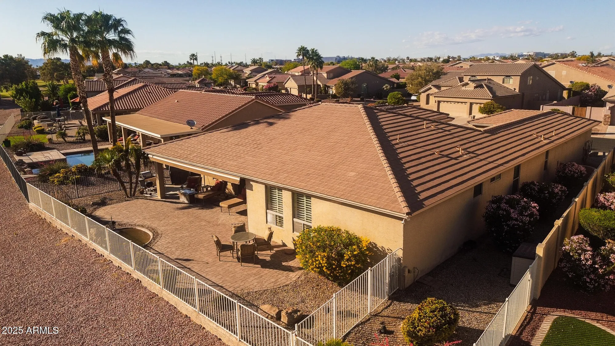Property Slideshow image 10 of 47 | 24528 s lakeway cir sw, Sun Lakes, AZ, 85248