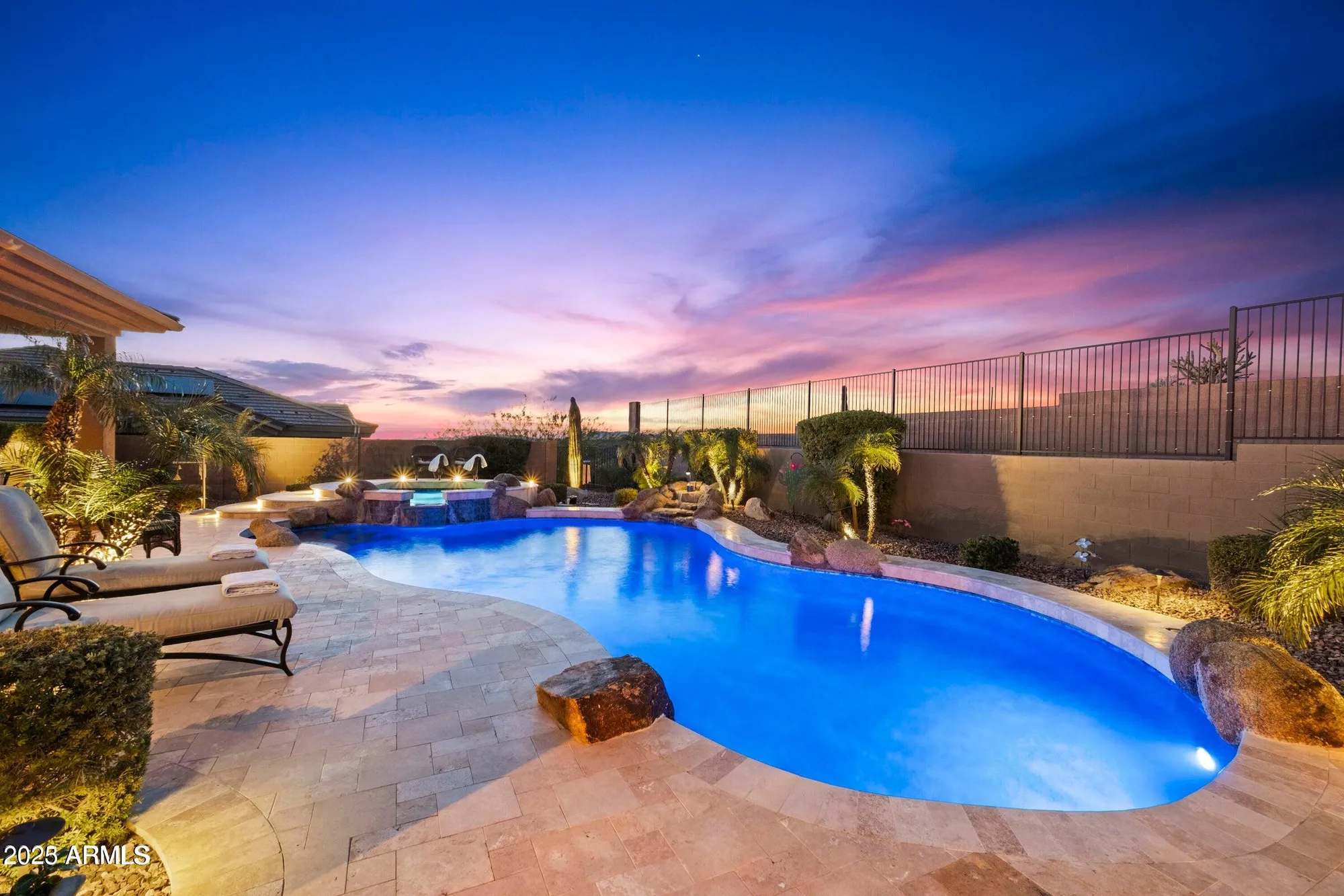 Property Slideshow image 5 of 52 | 2546 w shinnecock way, Anthem, AZ, 85086