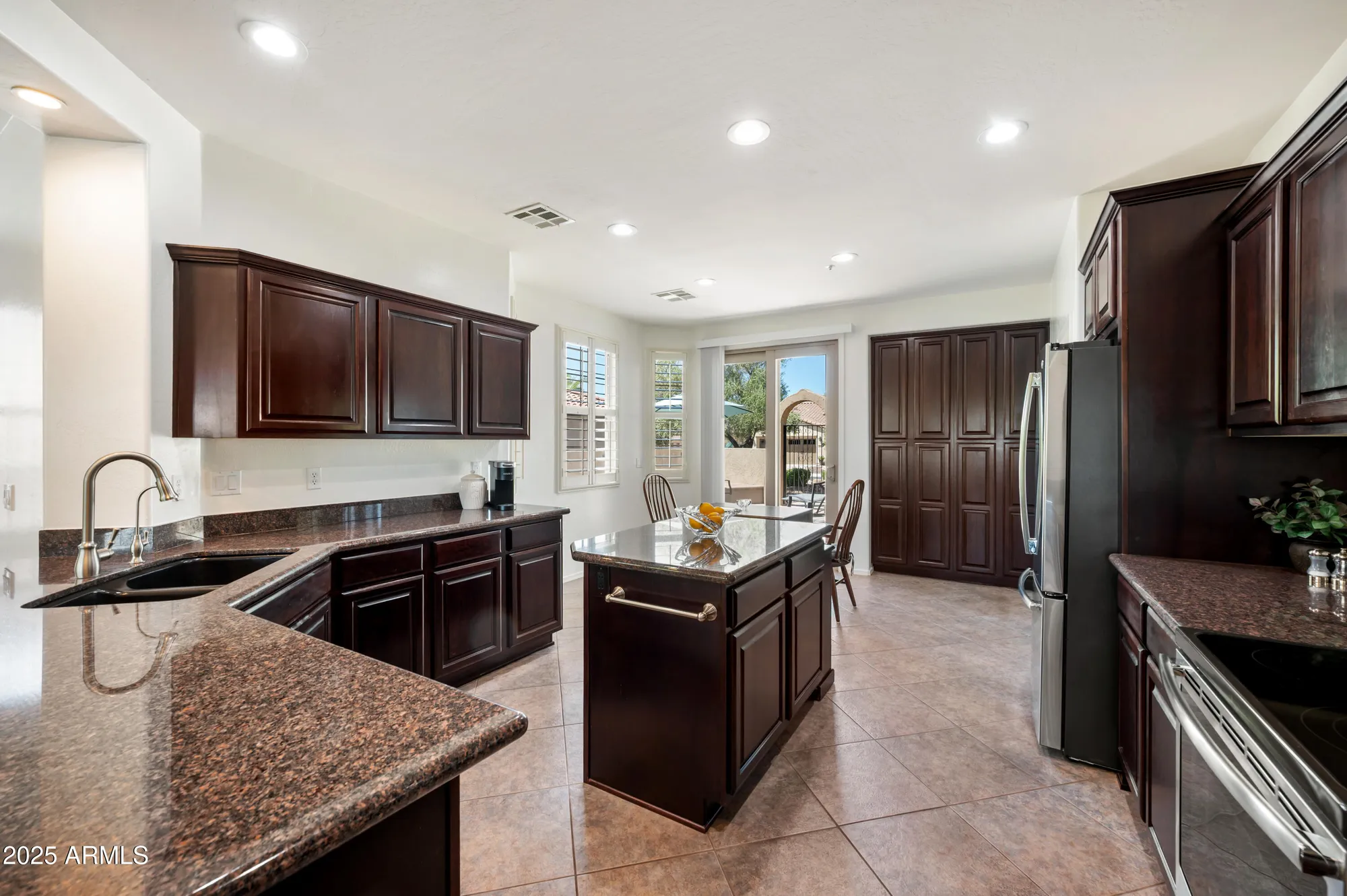 Property Slideshow image 9 of 37 | 27675 n helios trl, Peoria, AZ, 85383