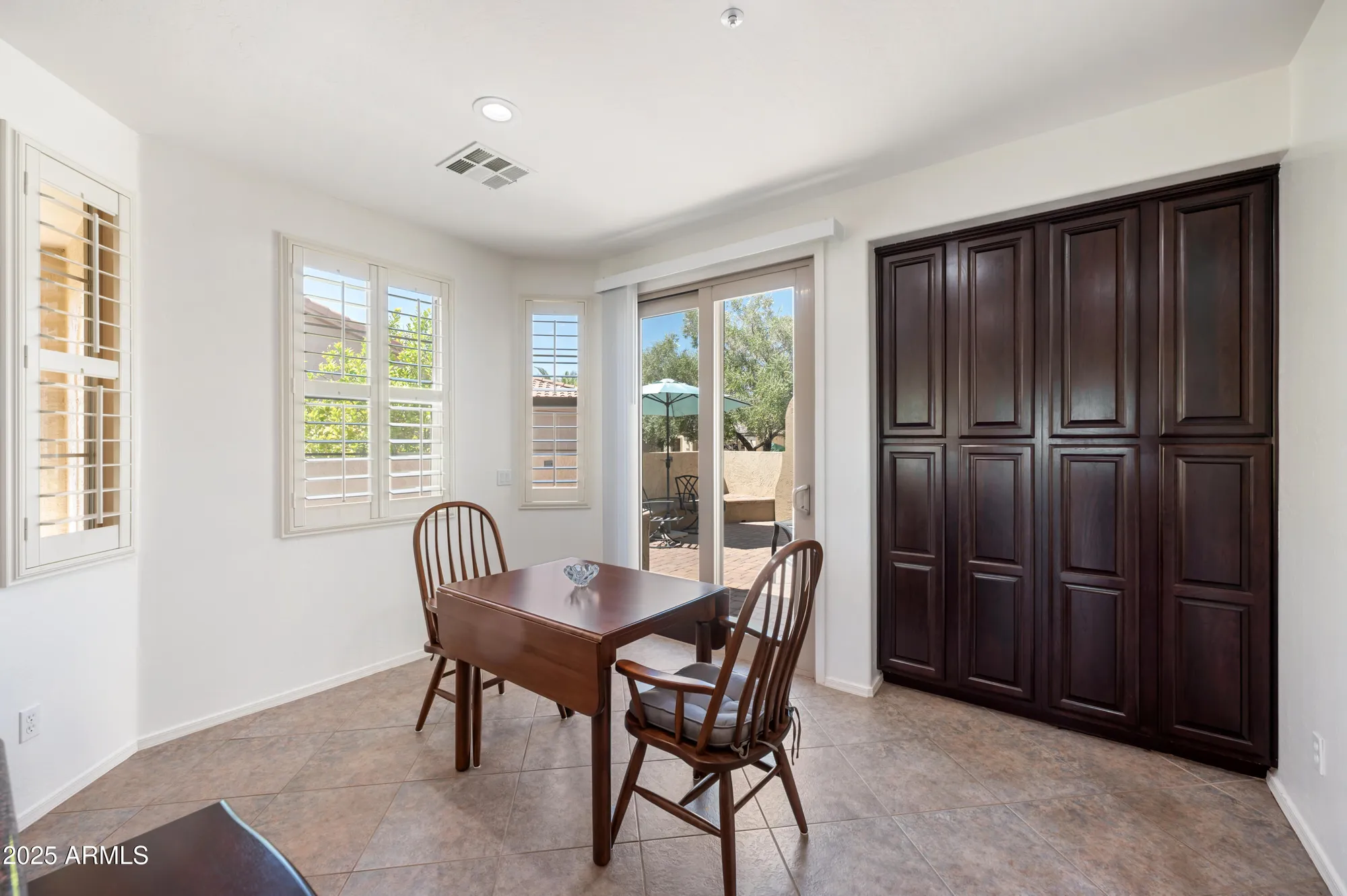 Property Slideshow image 12 of 37 | 27675 n helios trl, Peoria, AZ, 85383