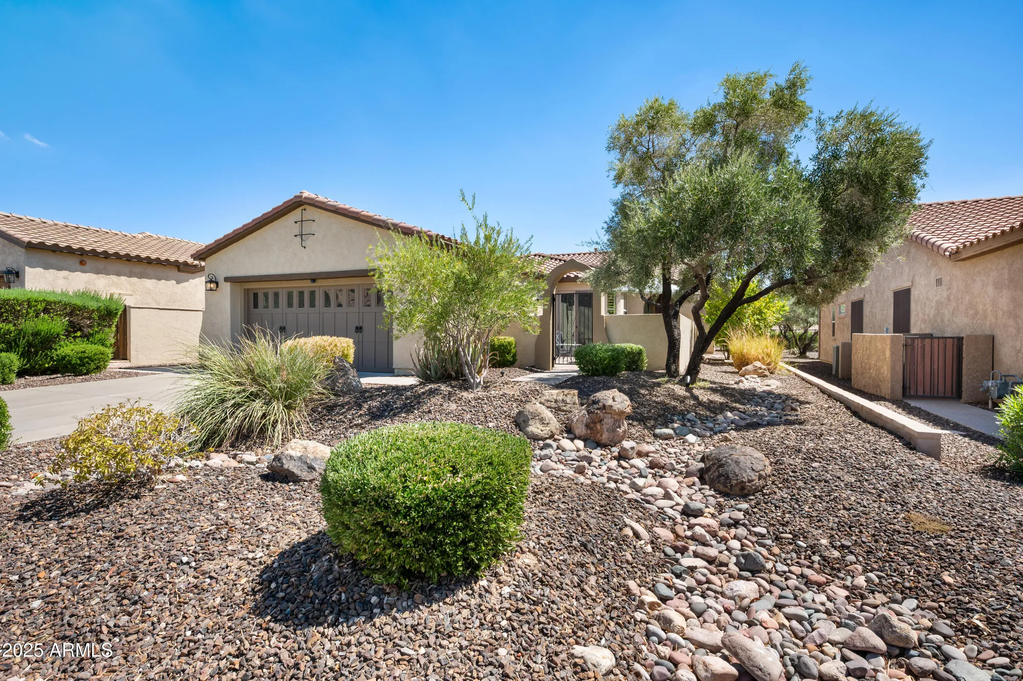 Property Slideshow image 3 of 37 | 27675 n helios trl, Peoria, AZ, 85383