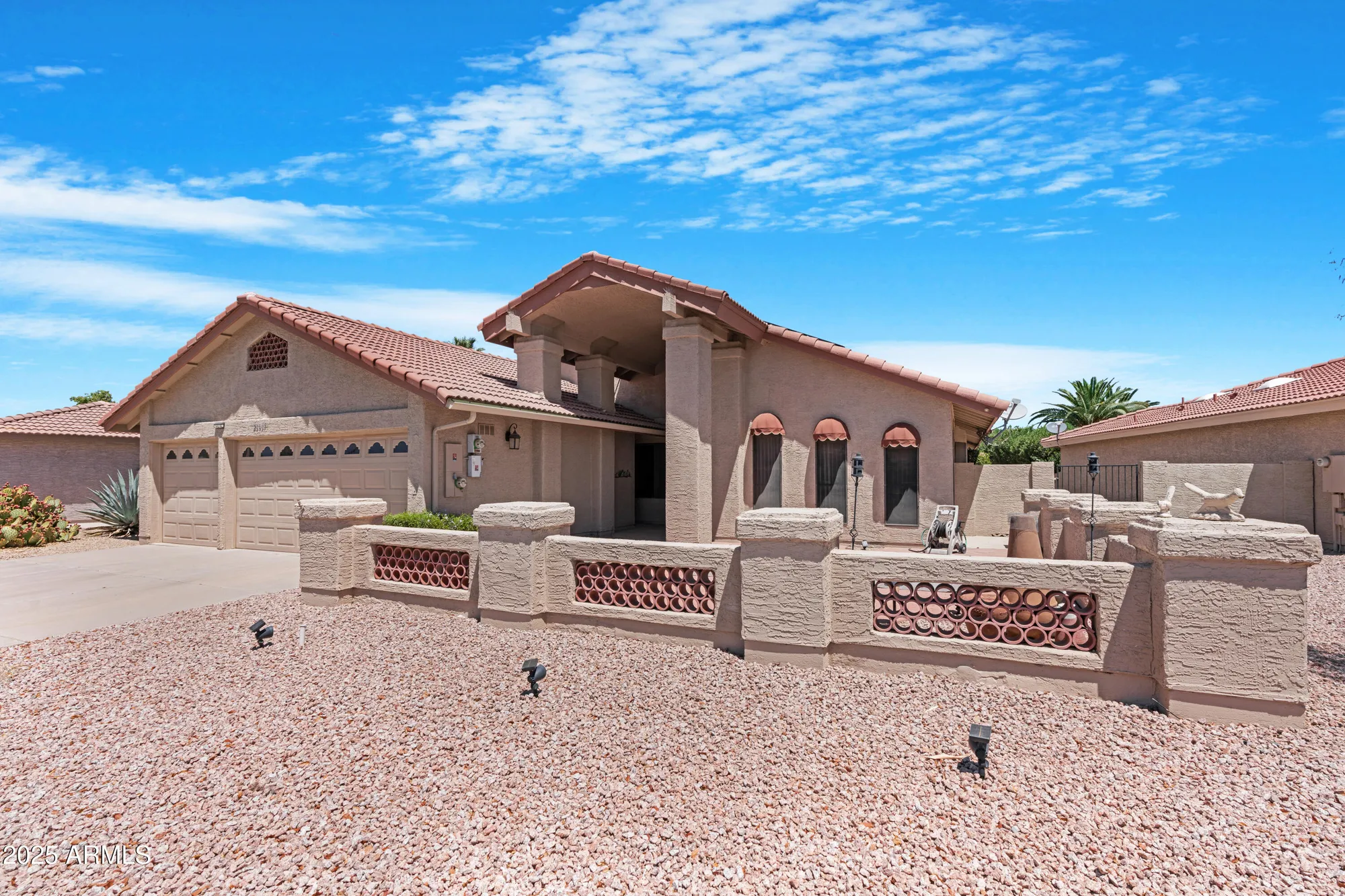 Property Slideshow image 3 of 39 | 26637 s new town dr, Sun Lakes, AZ, 85248