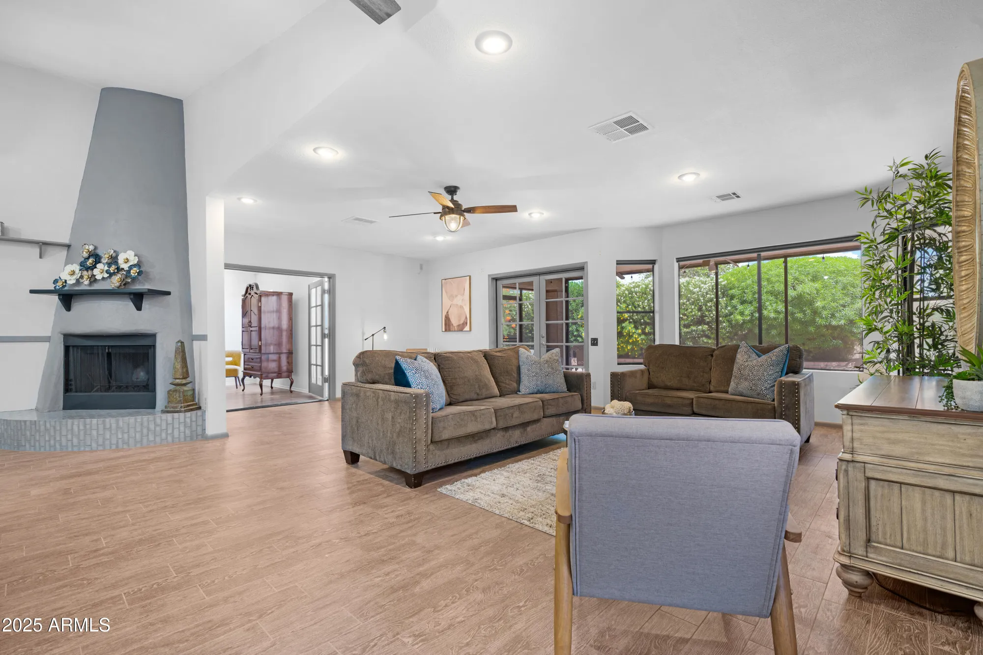 Property Slideshow image 19 of 39 | 26637 s new town dr, Sun Lakes, AZ, 85248