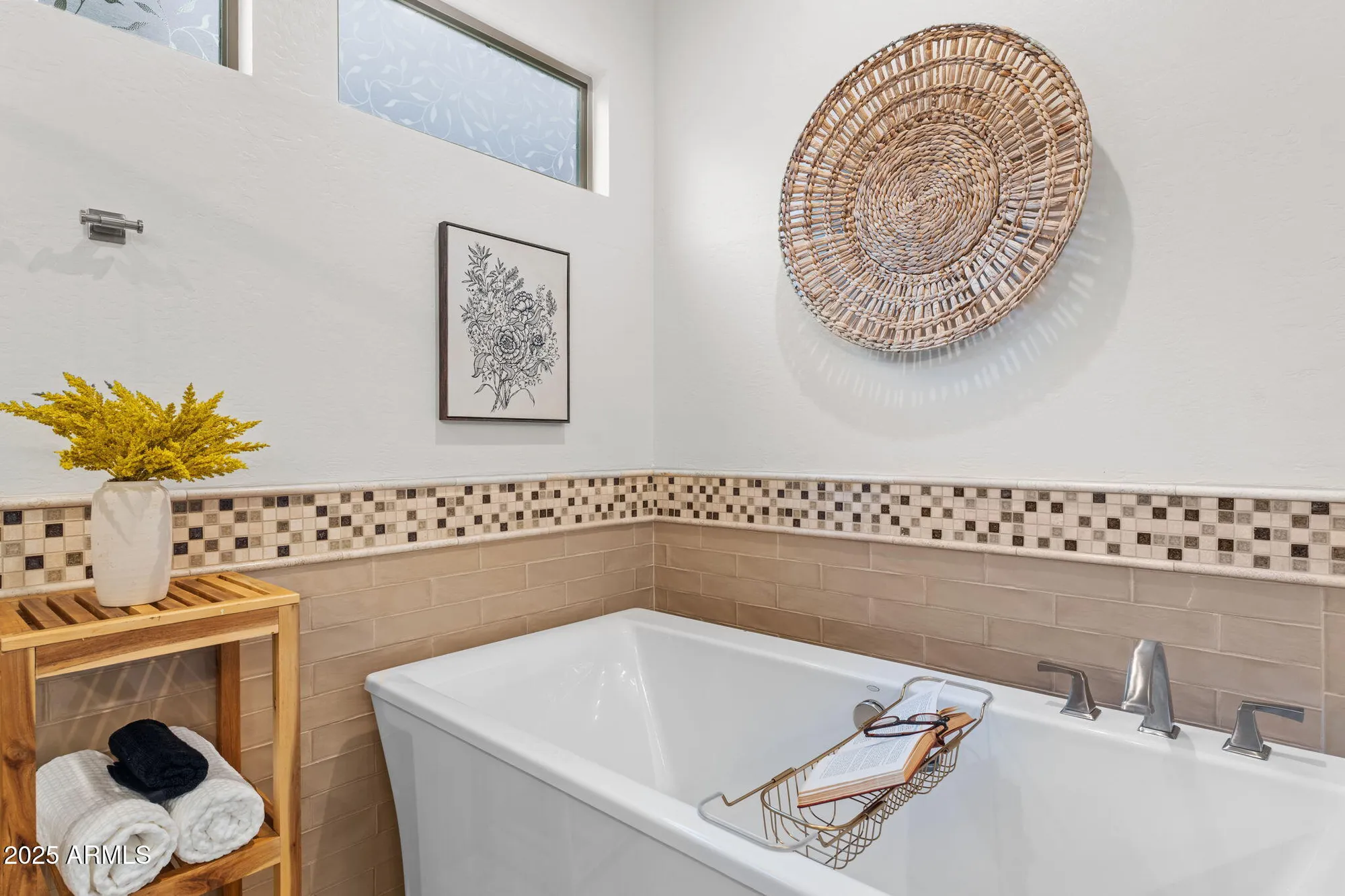 Property Slideshow image 27 of 69 | 3248 rising sun rdg, Wickenburg, AZ, 85390