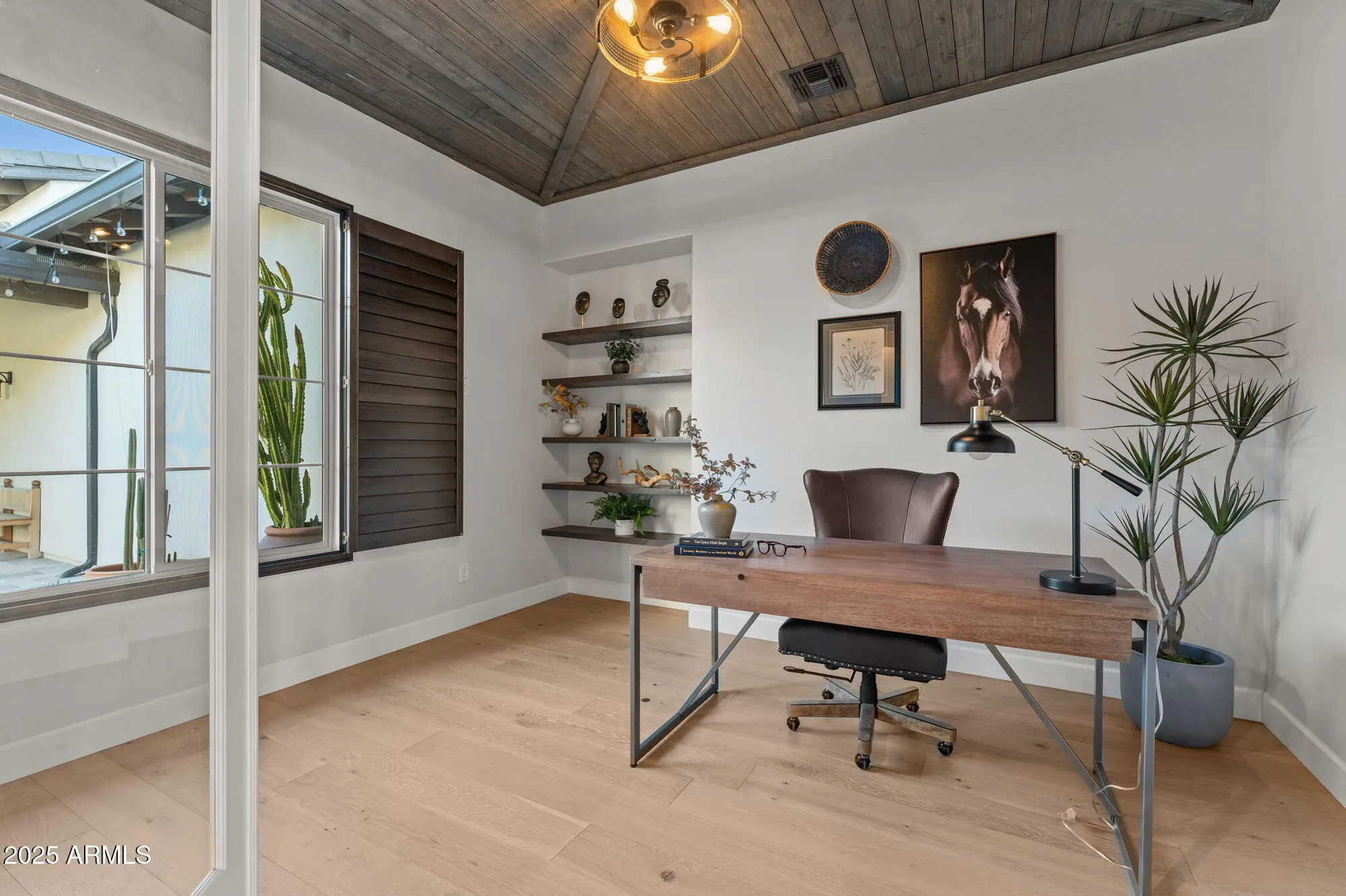 Property Slideshow image 36 of 69 | 3248 rising sun rdg, Wickenburg, AZ, 85390